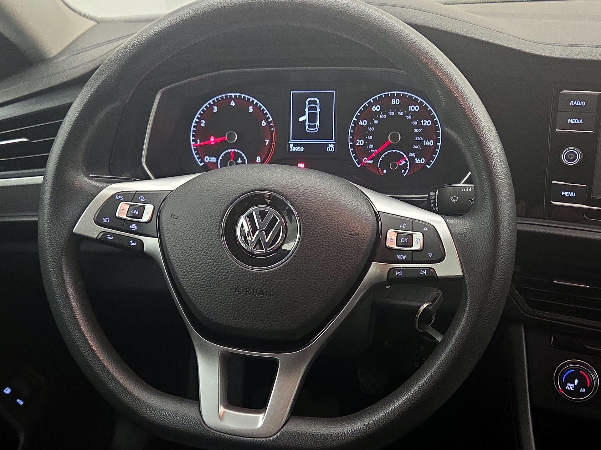 Thumbnail: 2021 Volkswagen Jetta - 10