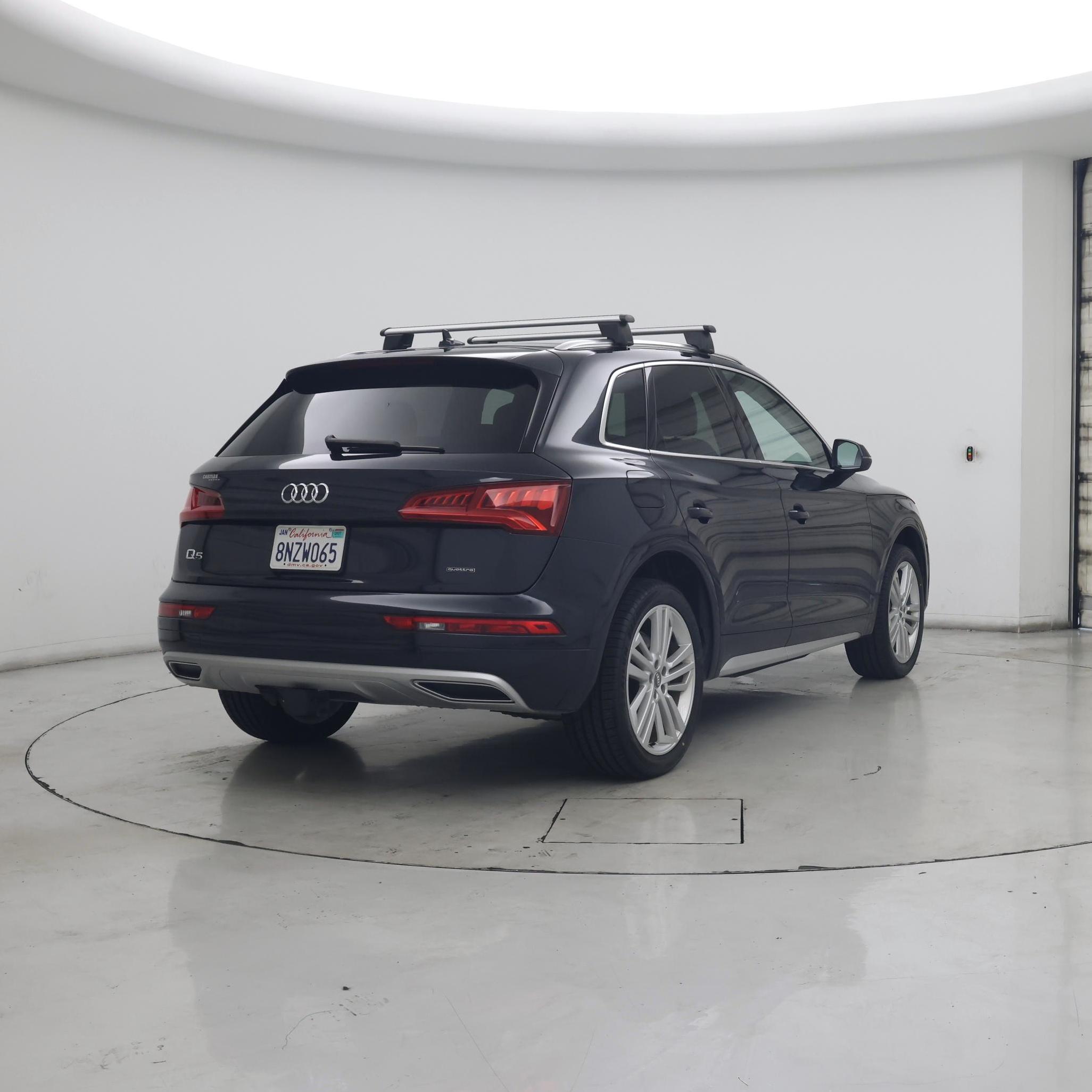 Thumbnail: 2019 Audi Q5 - 8