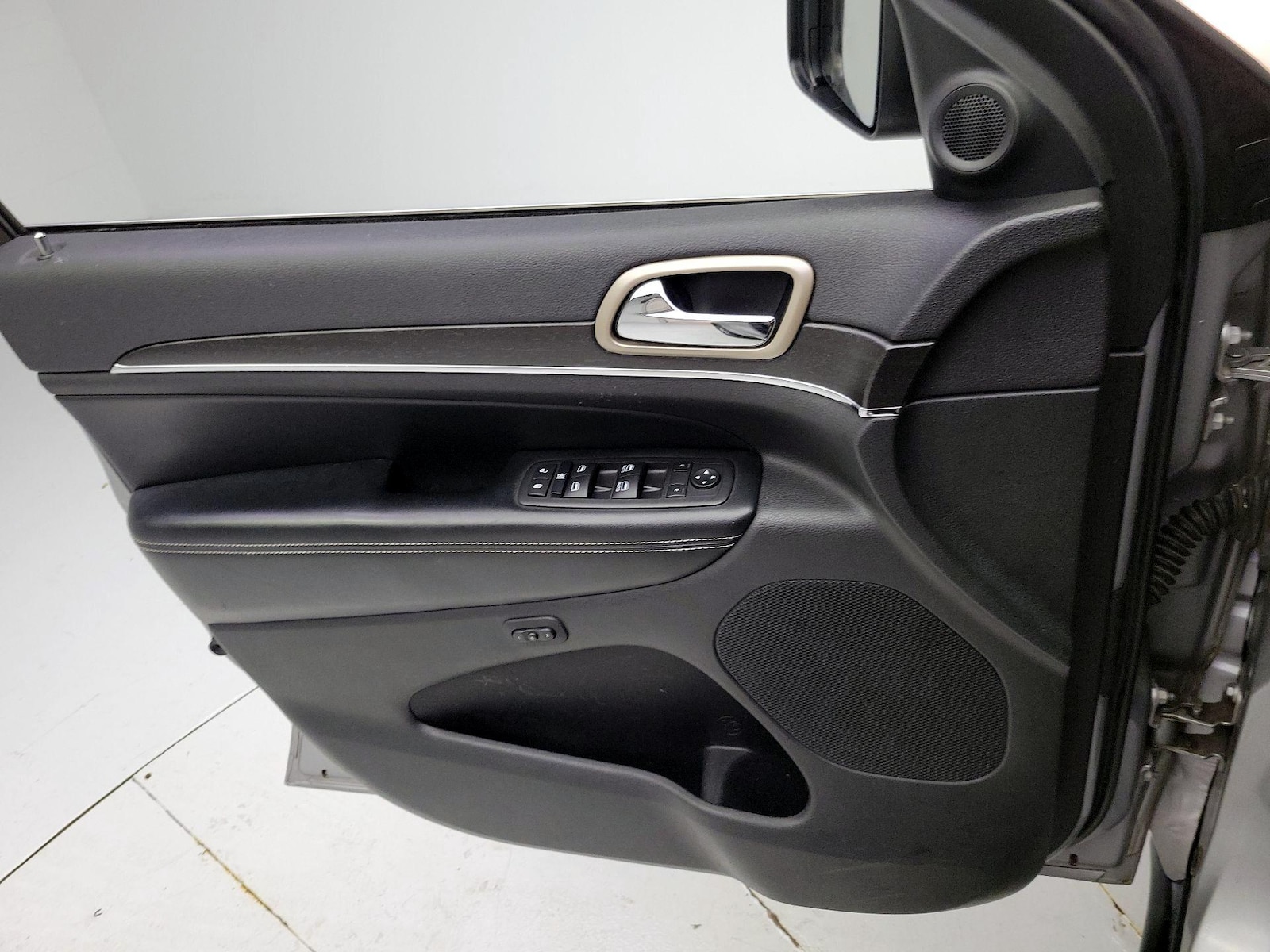 2017 Jeep Grand Cherokee Limited - Photo 13