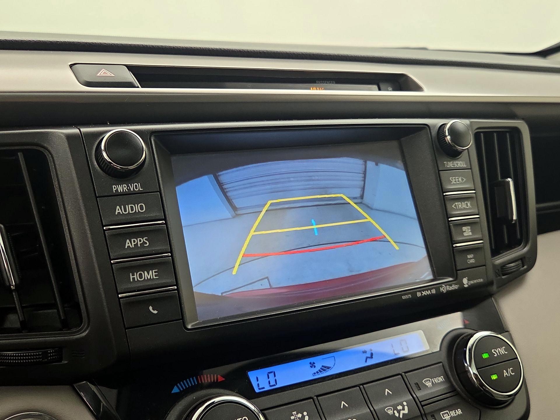 Thumbnail: 2016 Toyota RAV4 - 14