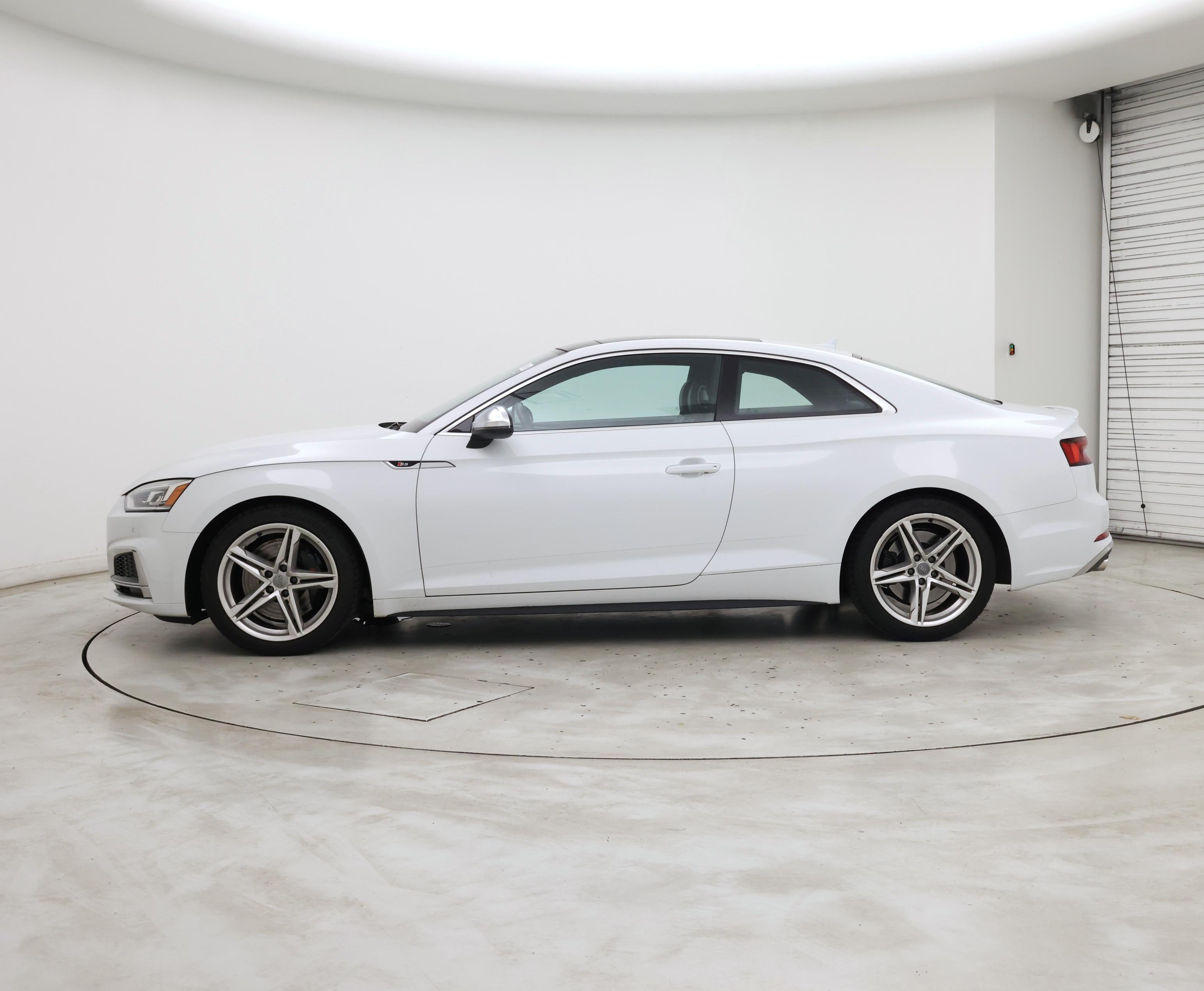 Thumbnail: 2018 Audi S5 - 3