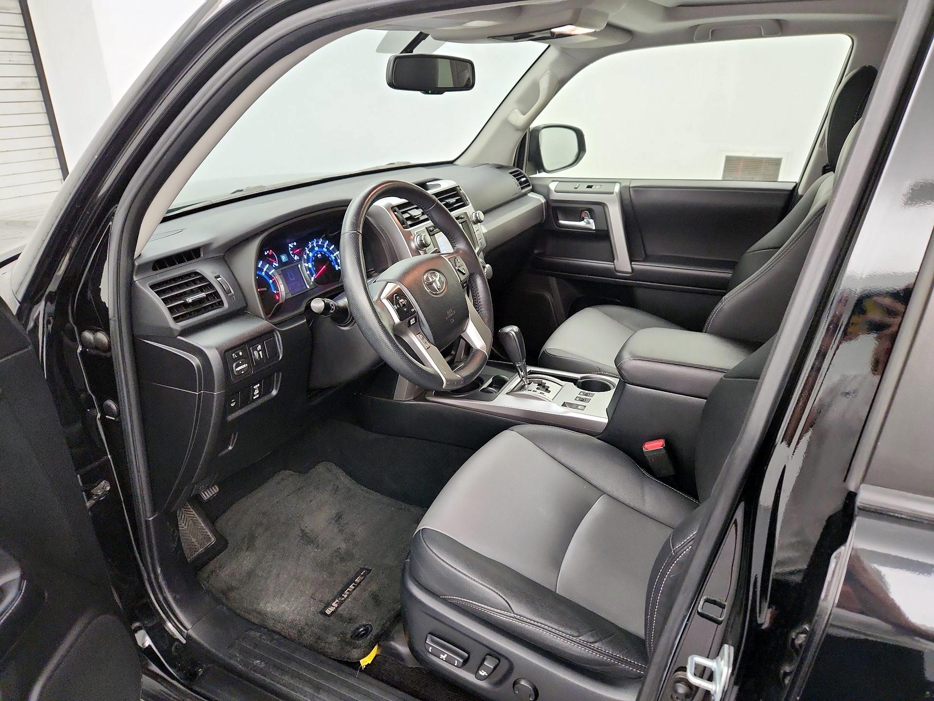 Thumbnail: 2019 Toyota 4Runner - 11
