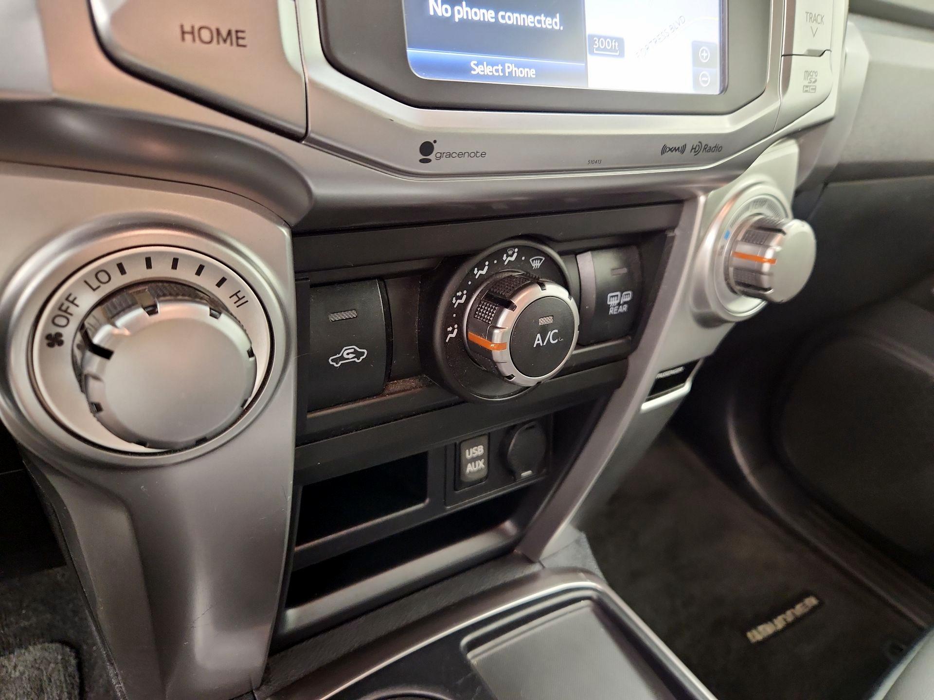 Thumbnail: 2019 Toyota 4Runner - 16