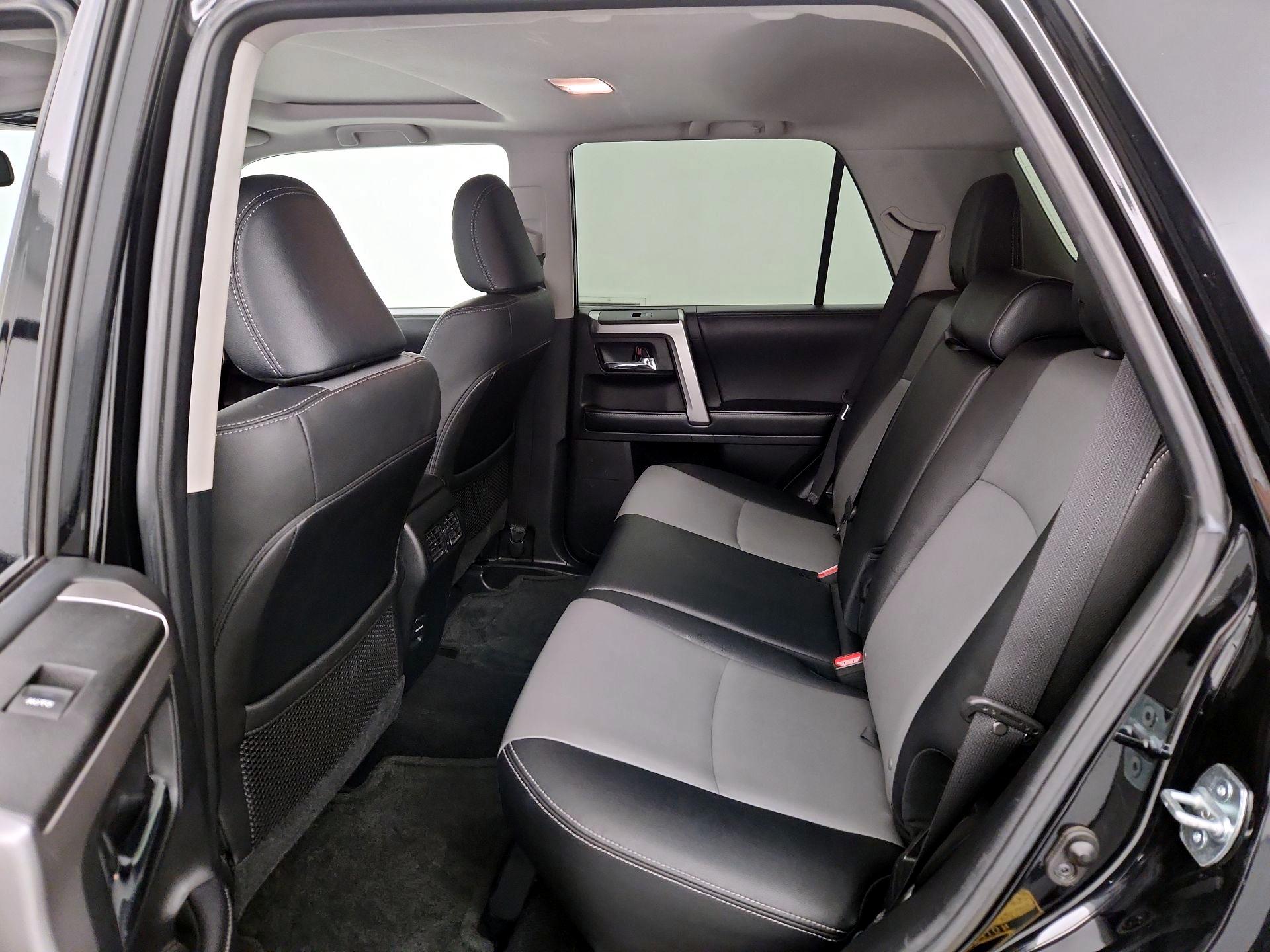 Thumbnail: 2019 Toyota 4Runner - 19