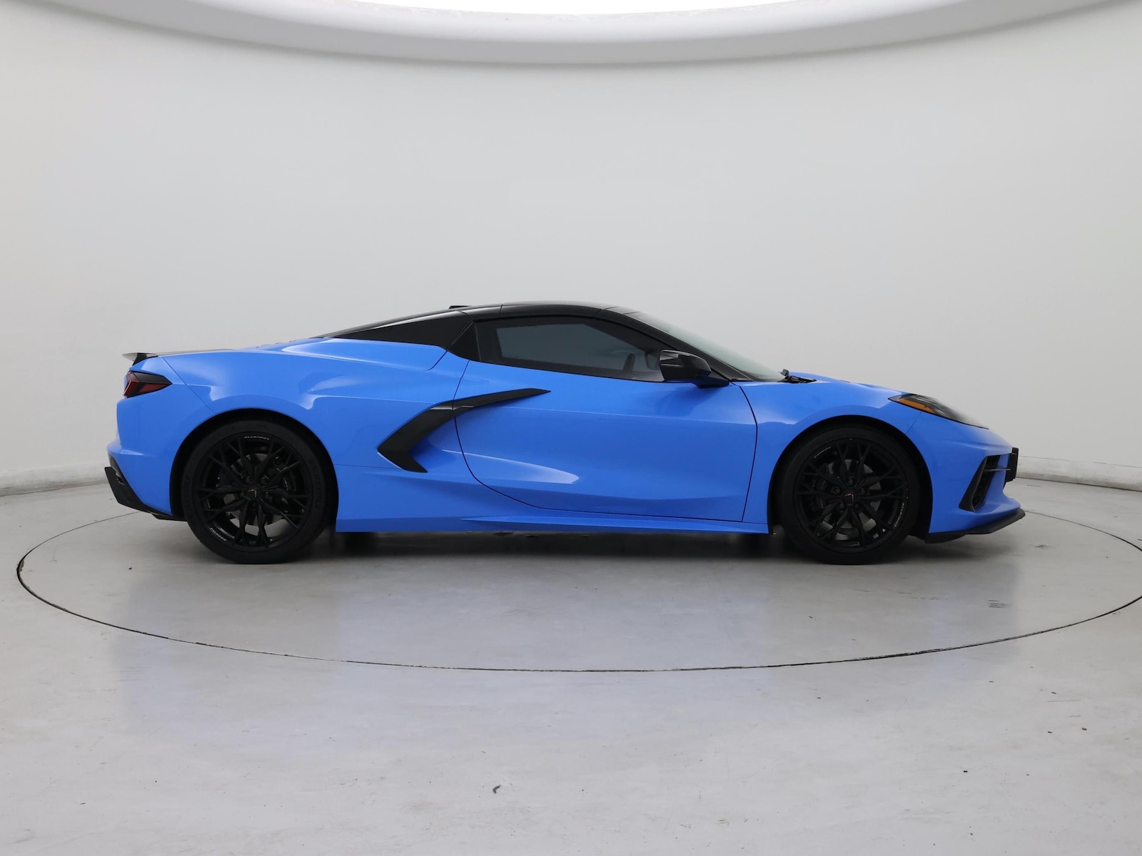 2025 Chevrolet Corvette 3LT - Photo 8