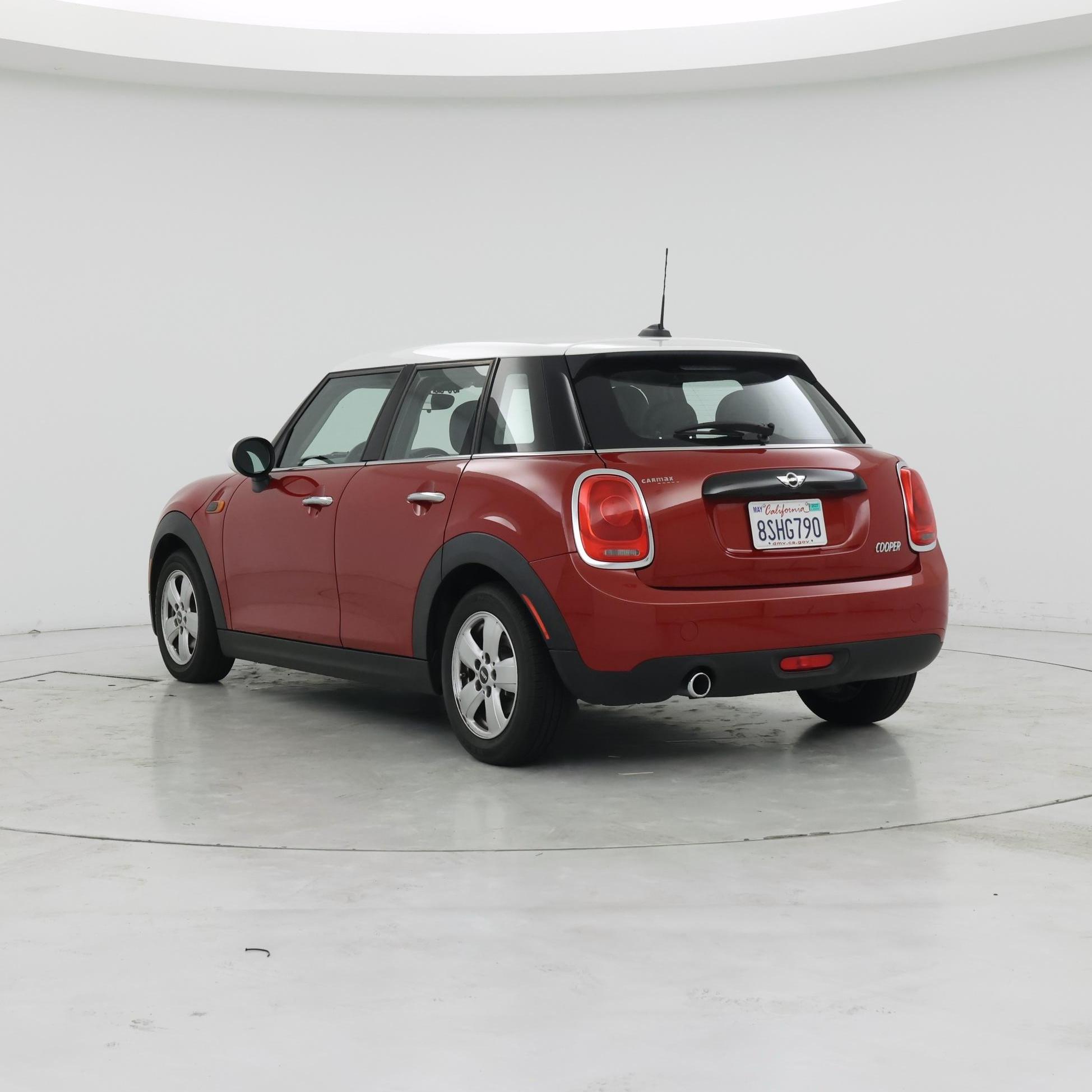 Thumbnail: 2017 MINI Cooper Hardtop - 2