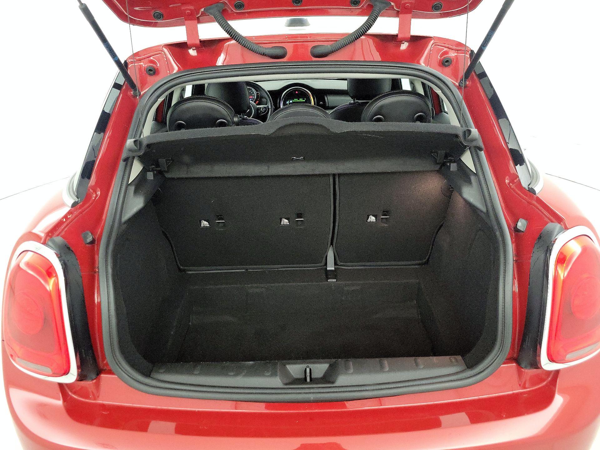 Thumbnail: 2017 MINI Cooper Hardtop - 19