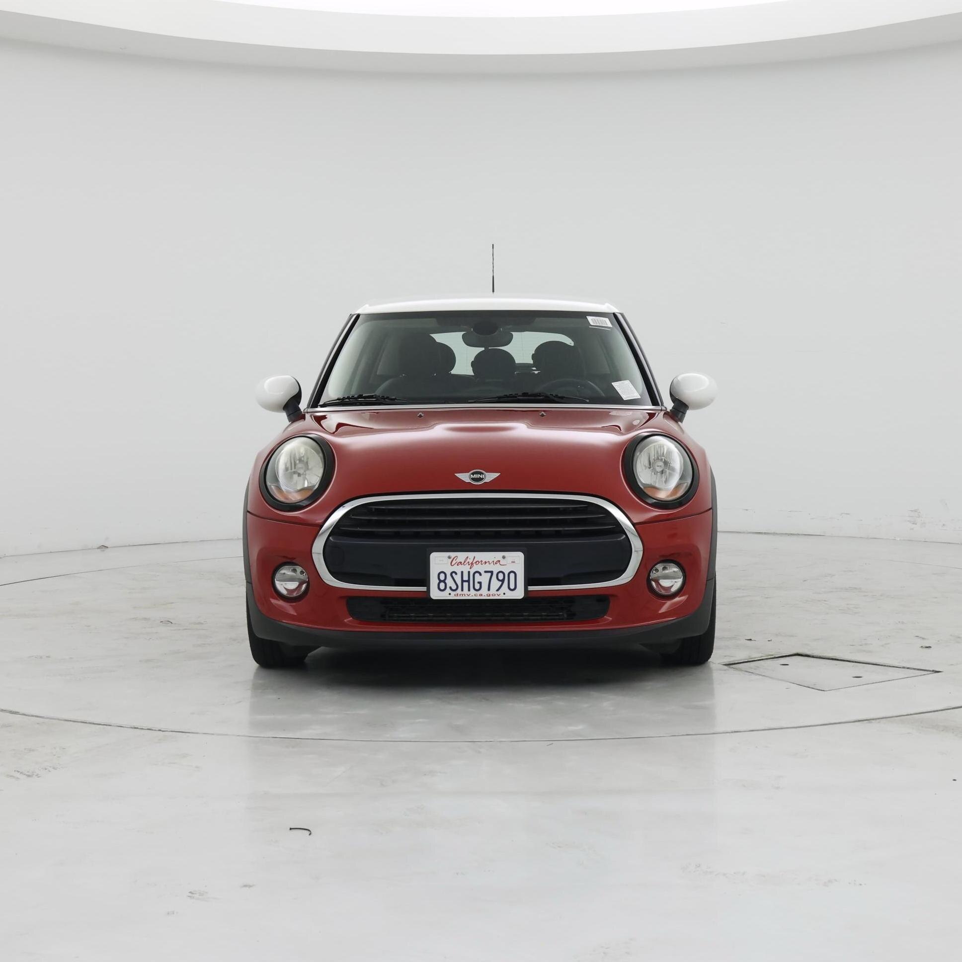 Thumbnail: 2017 MINI Cooper Hardtop - 5