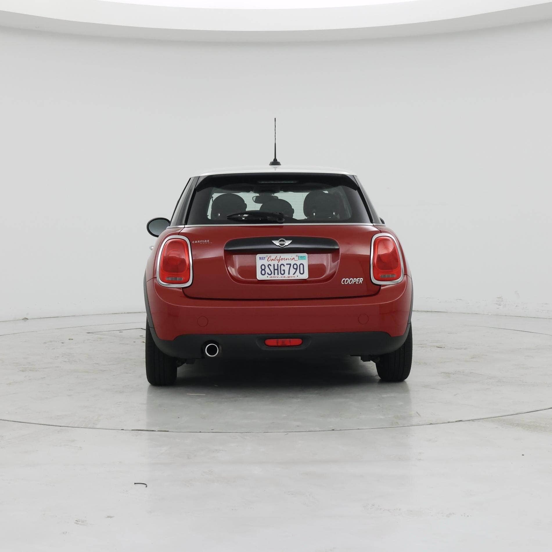 Thumbnail: 2017 MINI Cooper Hardtop - 6