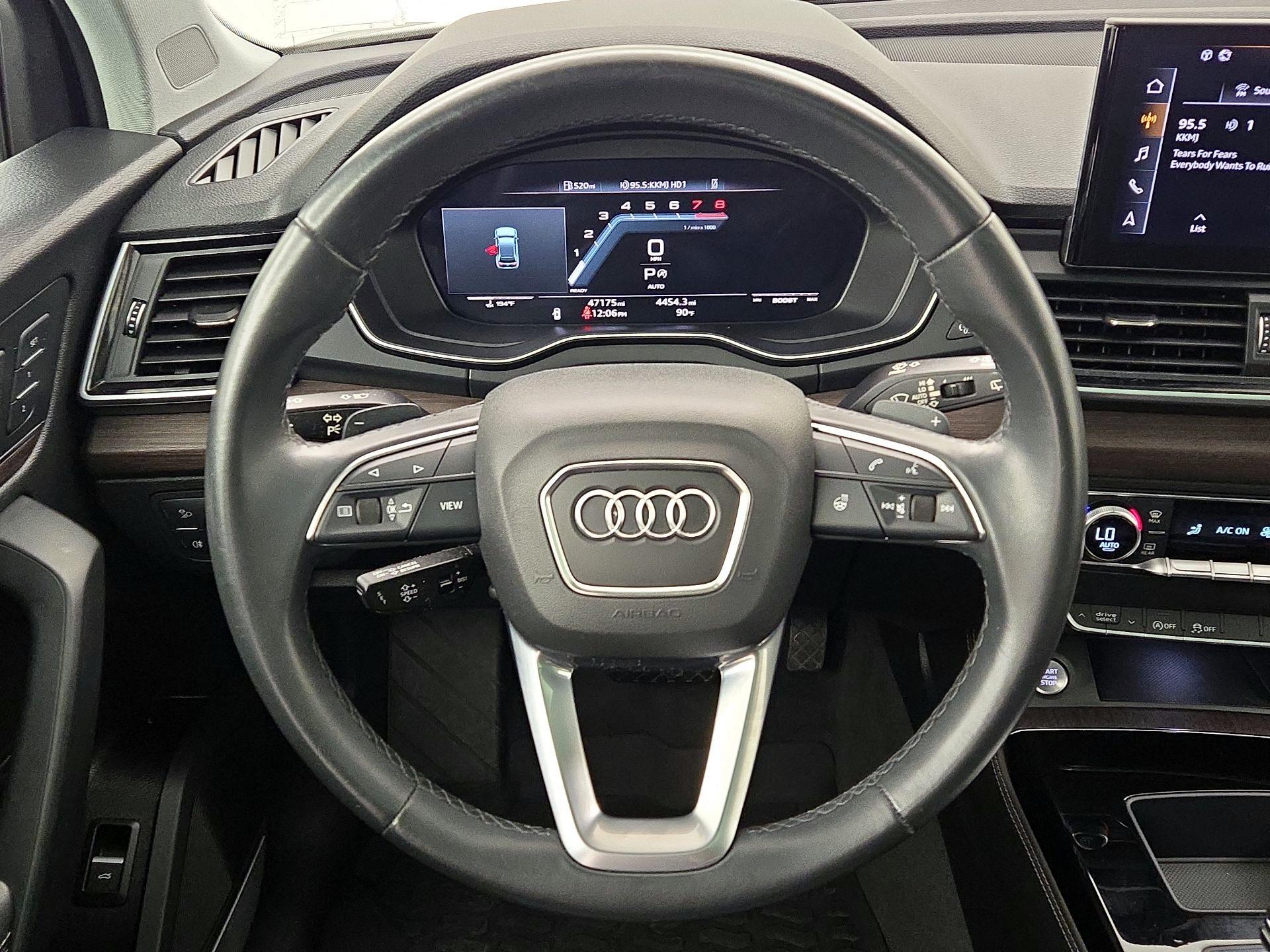 Thumbnail: 2021 Audi Q5 - 10