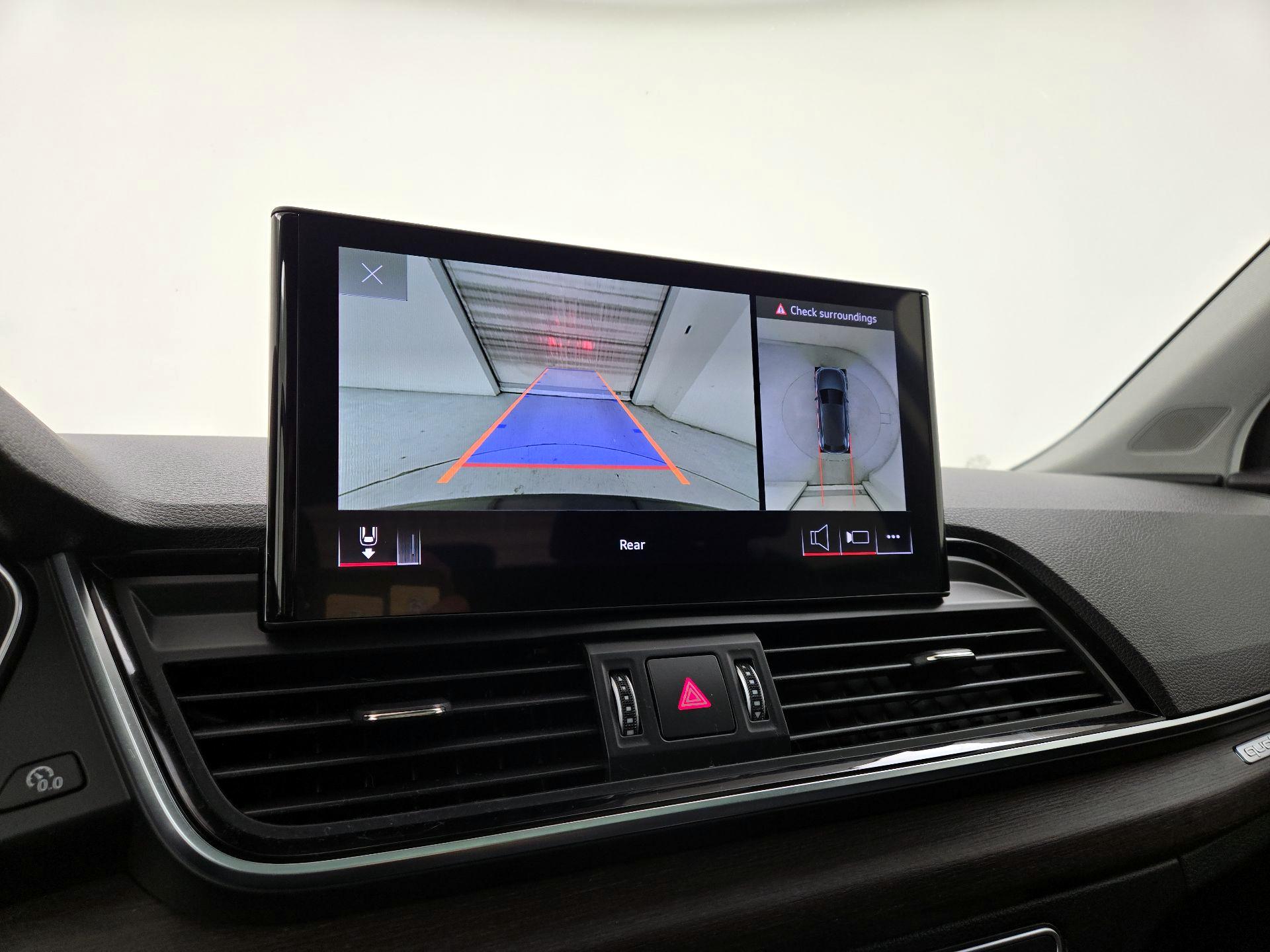Thumbnail: 2021 Audi Q5 - 14