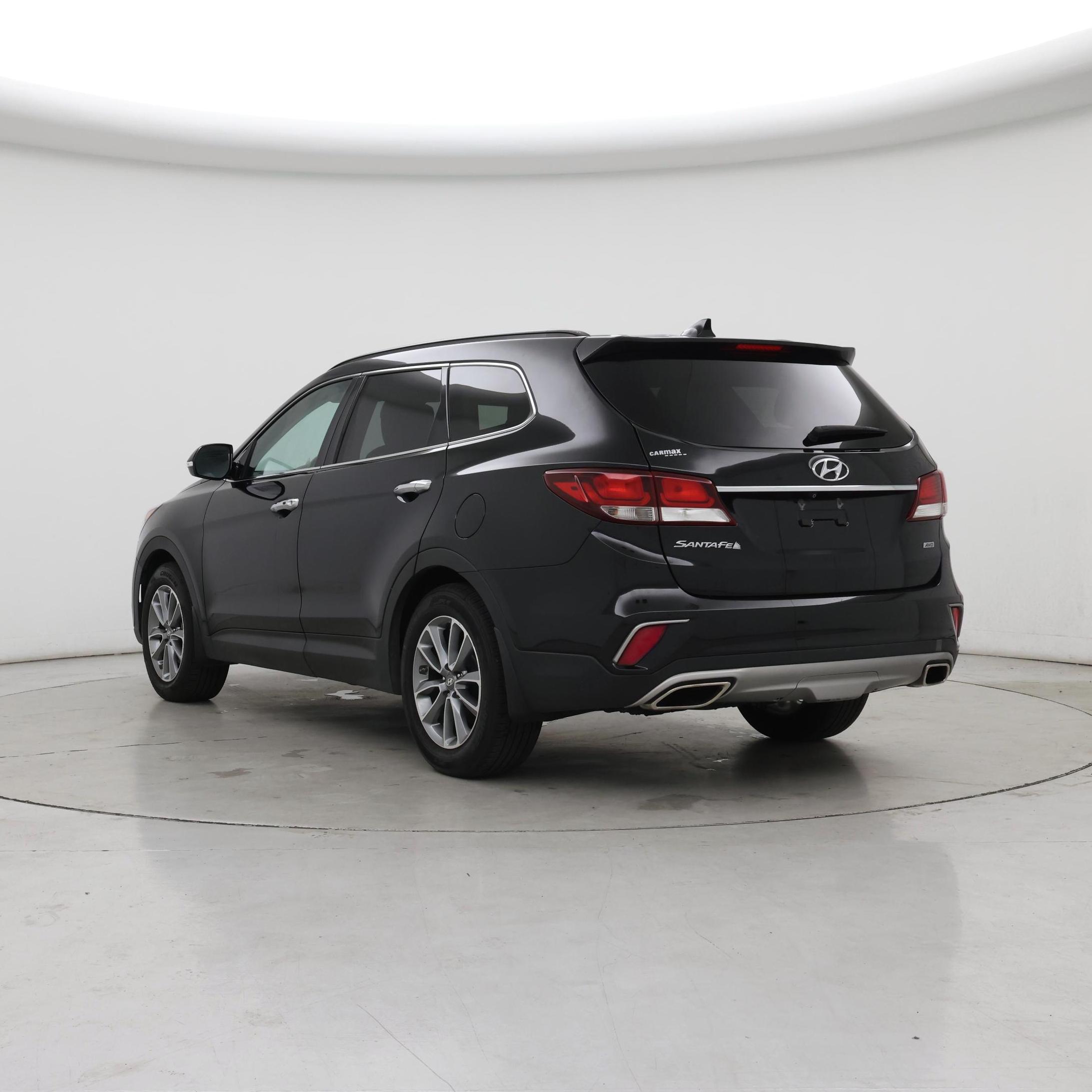 Thumbnail: 2017 Hyundai Santa Fe - 2