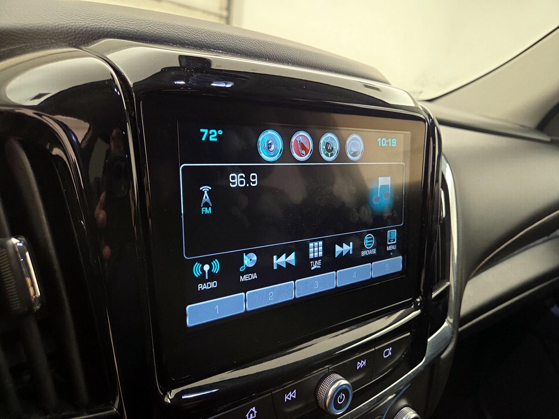 Thumbnail: 2018 Chevrolet Traverse - 15