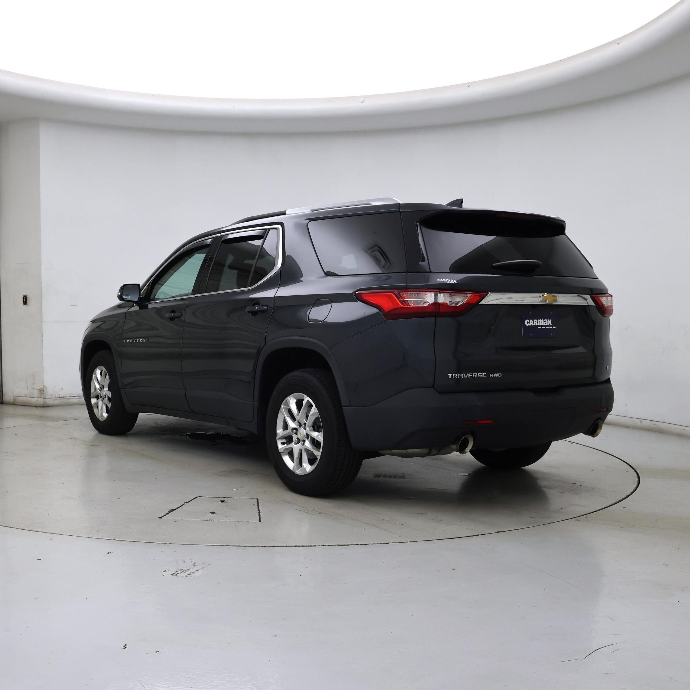 Thumbnail: 2018 Chevrolet Traverse - 2