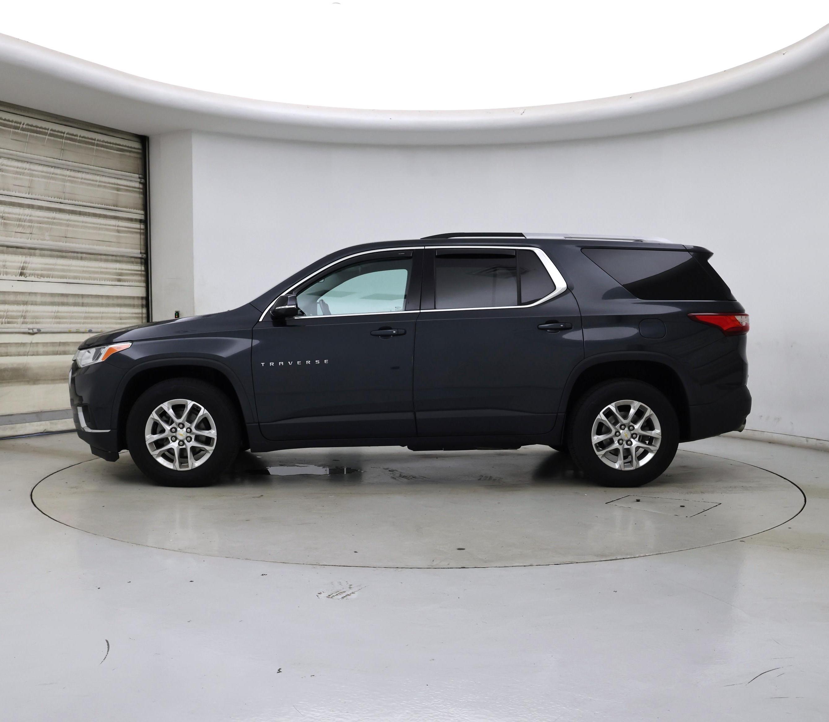 Thumbnail: 2018 Chevrolet Traverse - 3