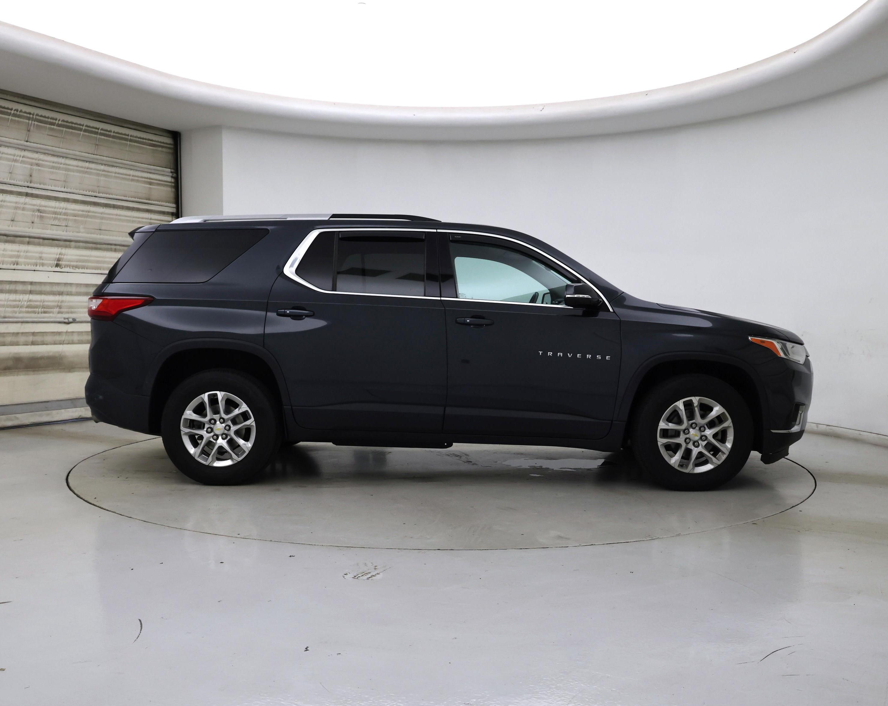 Thumbnail: 2018 Chevrolet Traverse - 7
