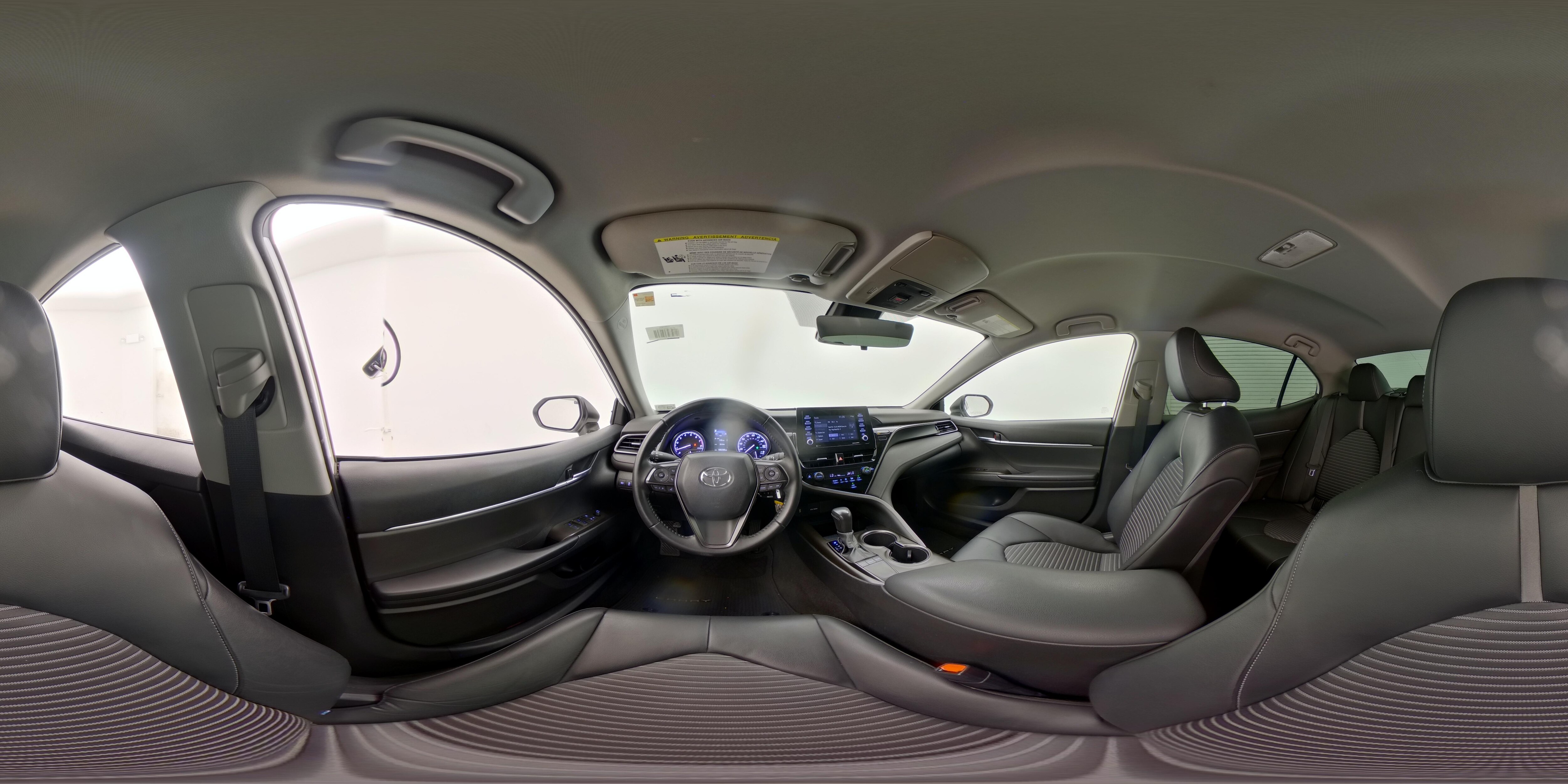 2022 Toyota Camry SE - Photo 26