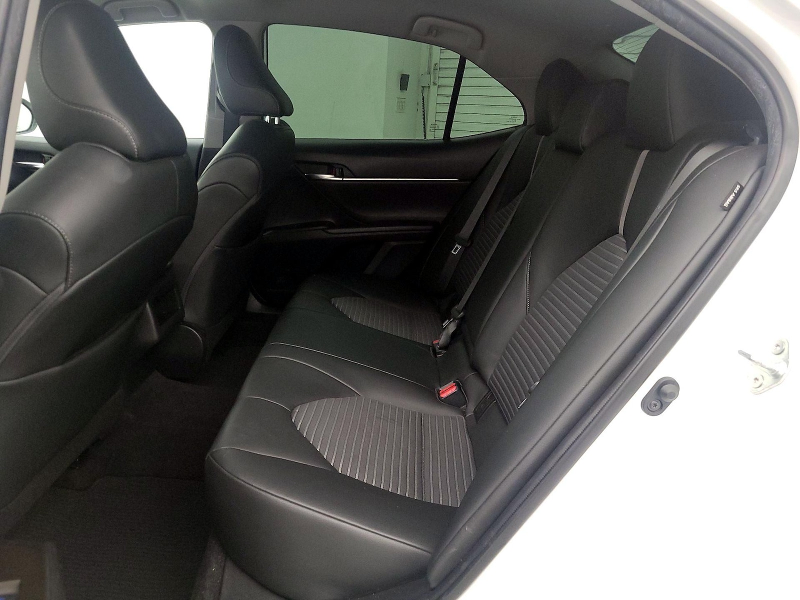 2022 Toyota Camry SE - Photo 20