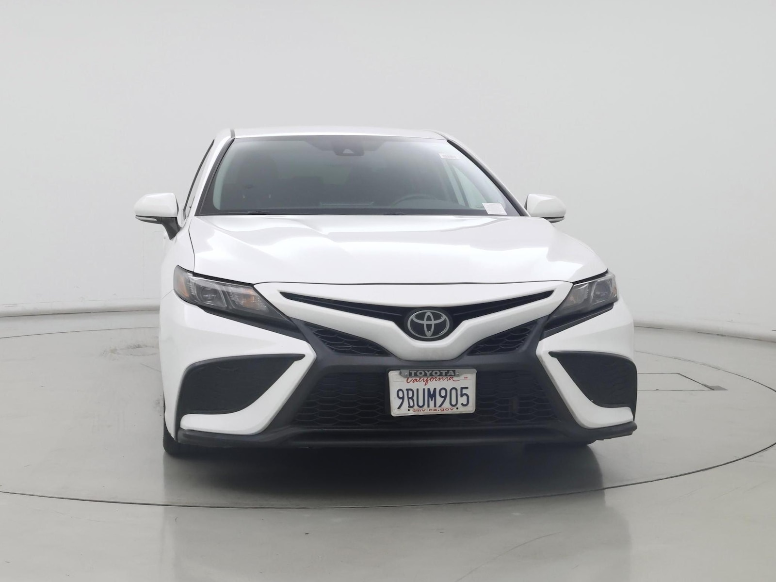 2022 Toyota Camry SE - Photo 6