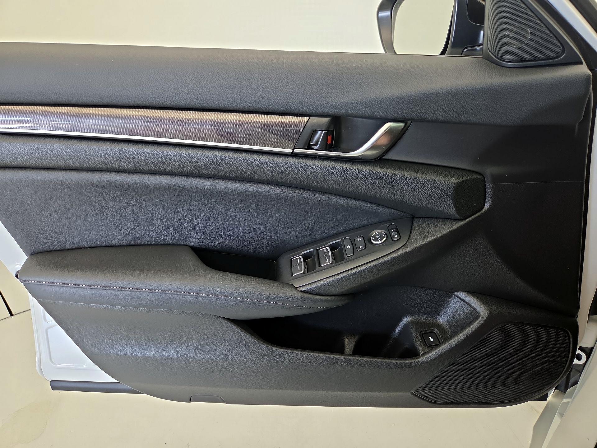 Thumbnail: 2022 Honda Accord - 12