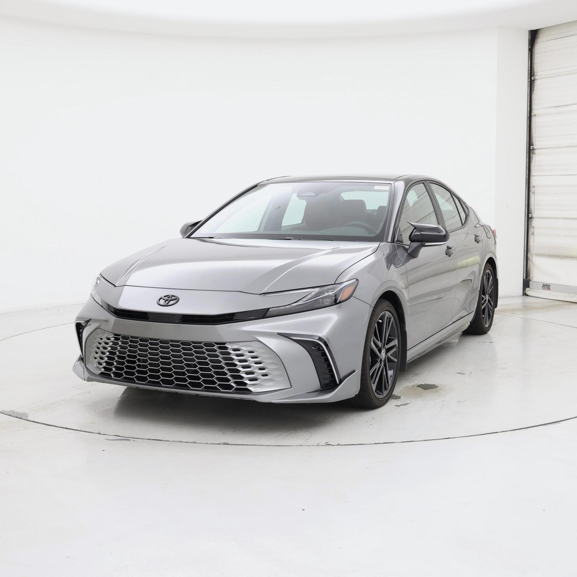 Thumbnail: 2025 Toyota Camry - 4