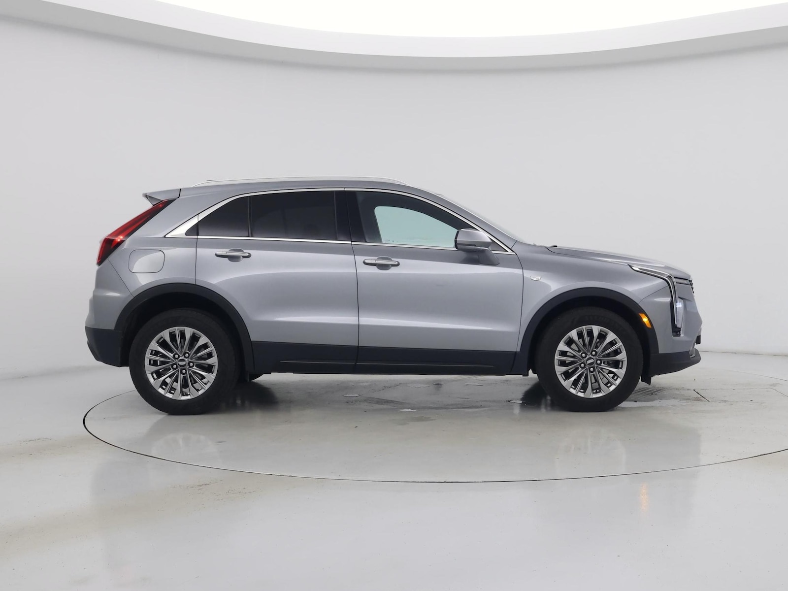 2024 Cadillac XT4 Premium Luxury - Photo 8