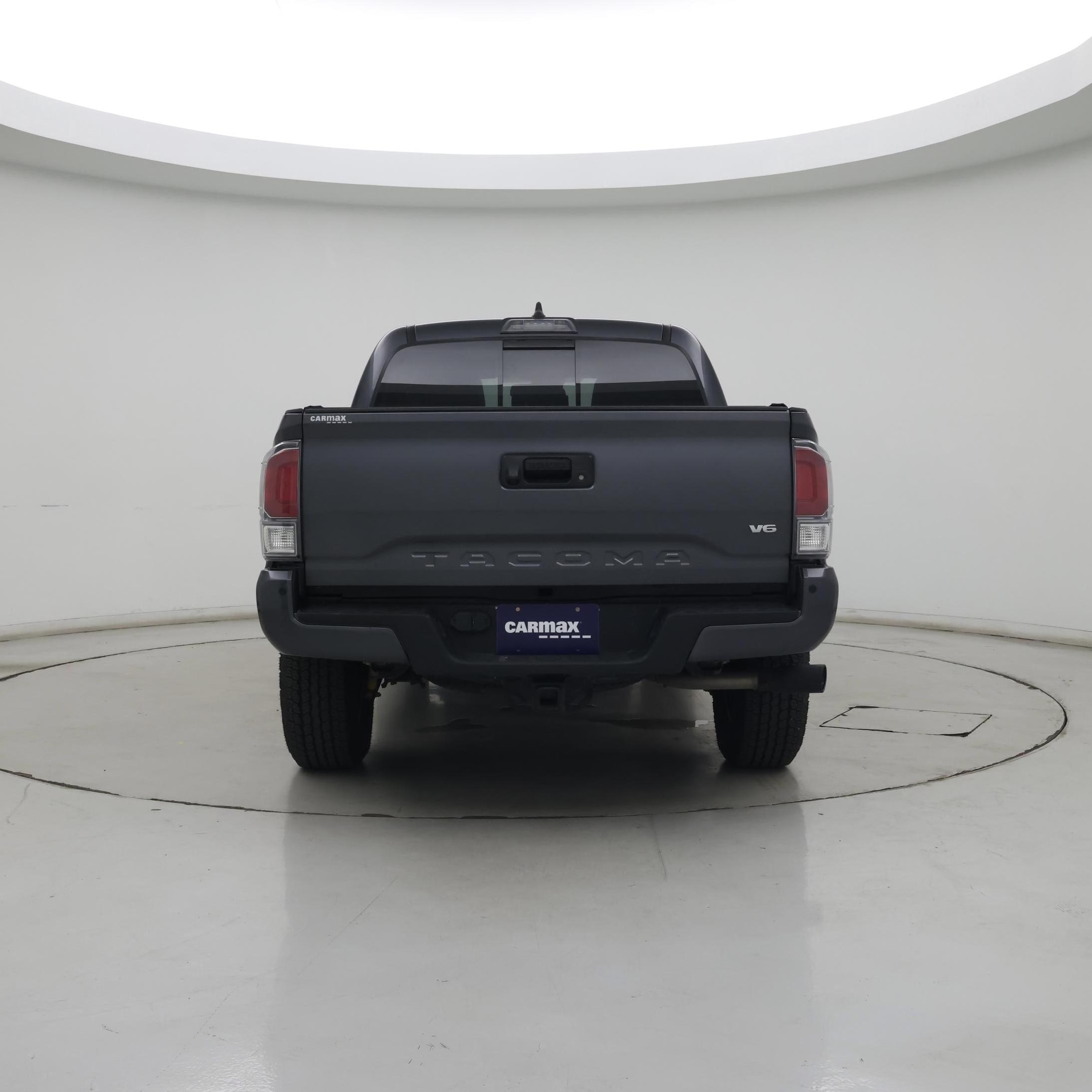 Thumbnail: 2022 Toyota Tacoma - 8