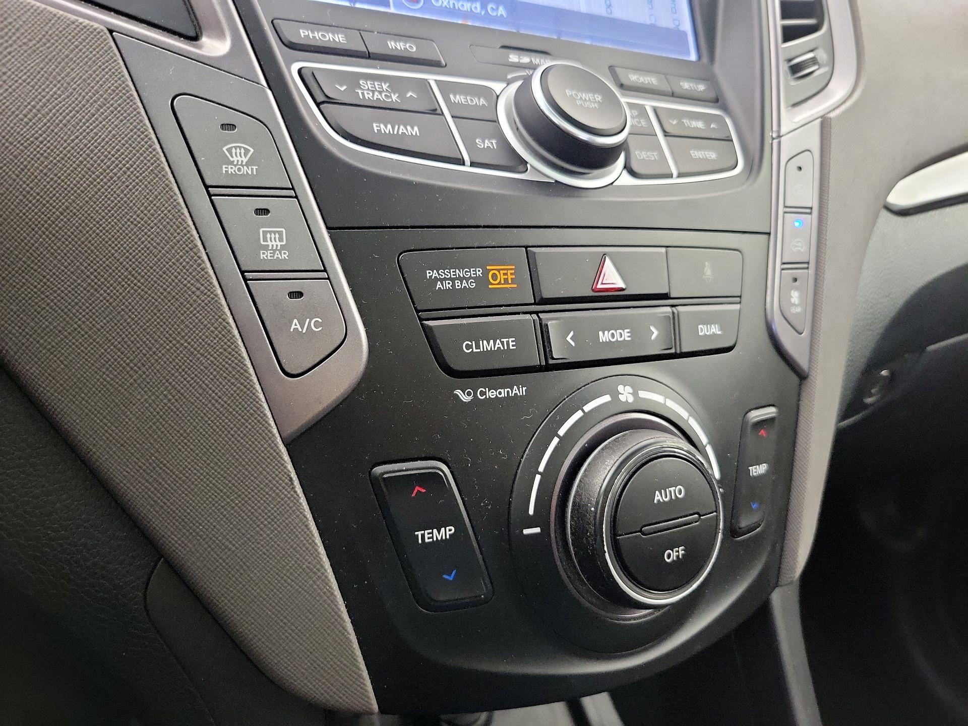 Thumbnail: 2016 Hyundai Santa Fe - 17