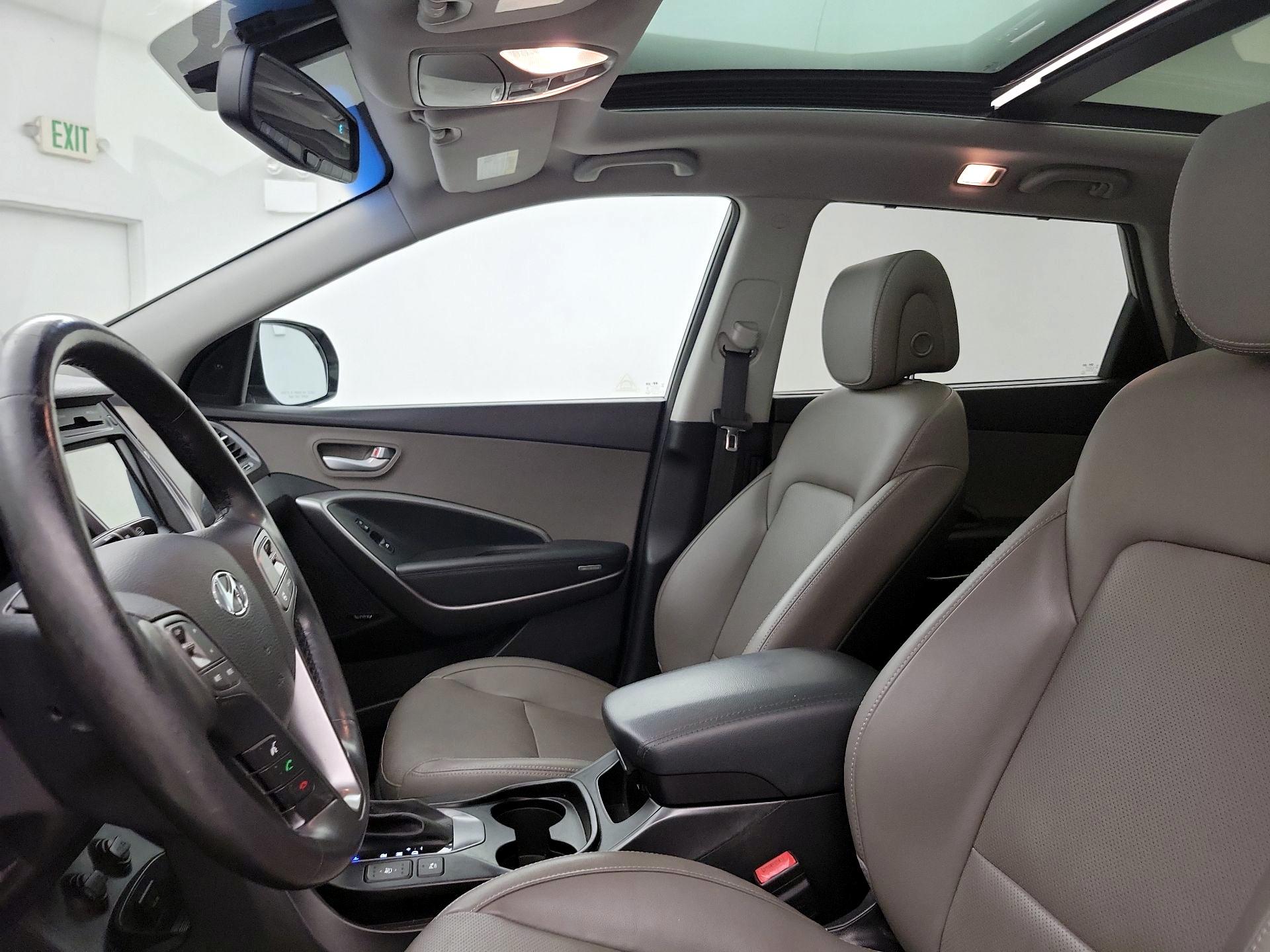 Thumbnail: 2016 Hyundai Santa Fe - 20