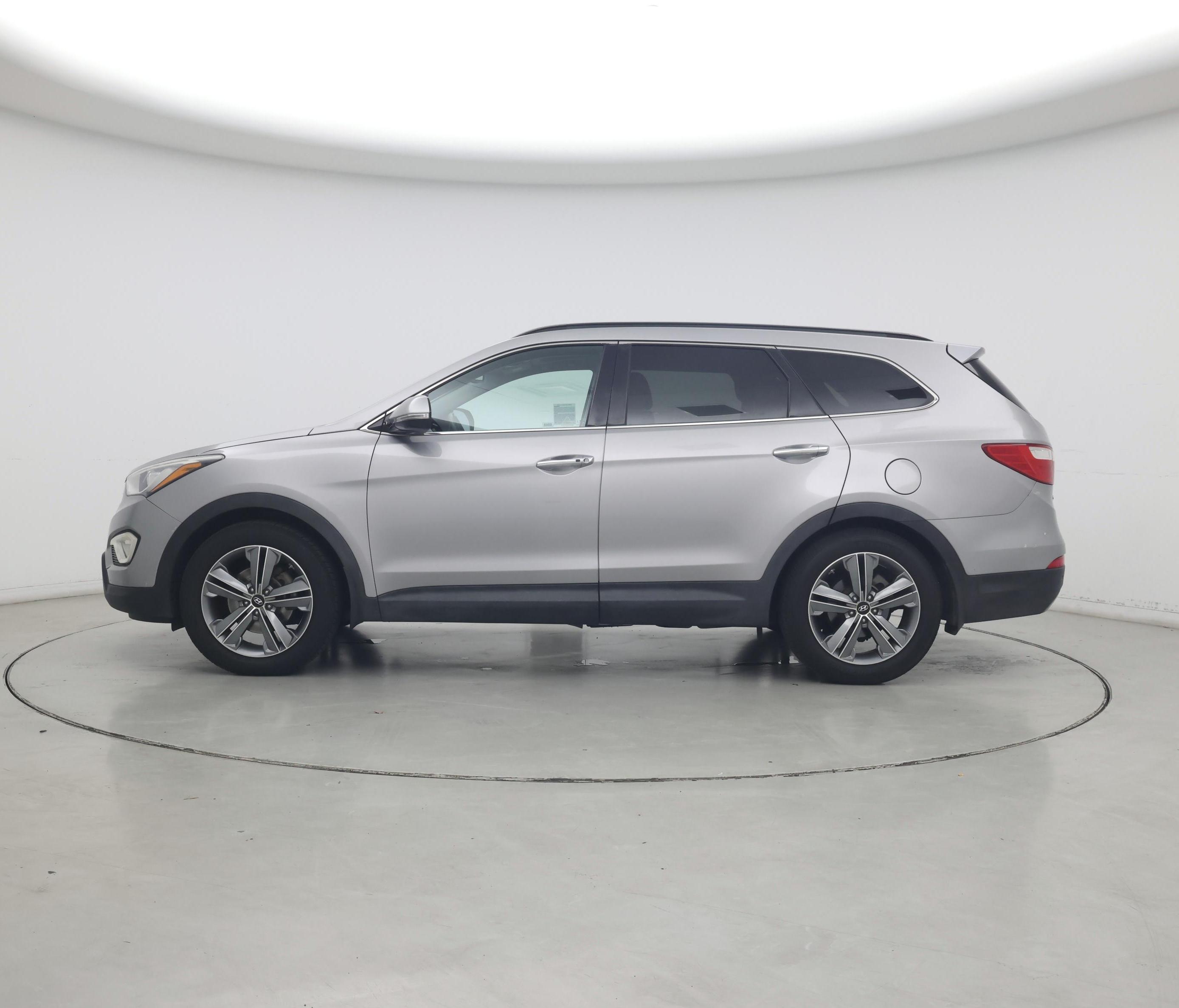 Thumbnail: 2016 Hyundai Santa Fe - 3