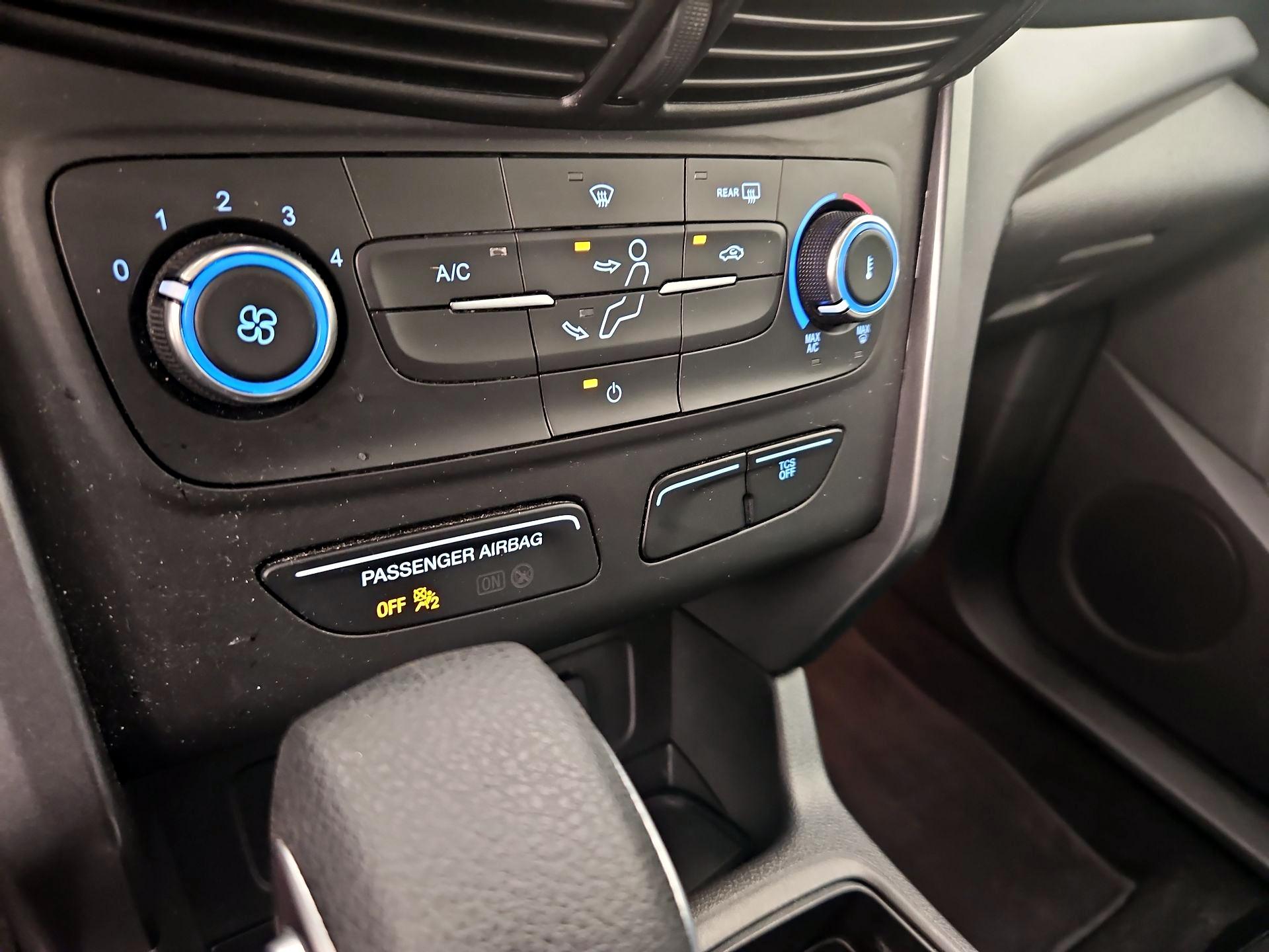 Thumbnail: 2019 Ford Escape - 16