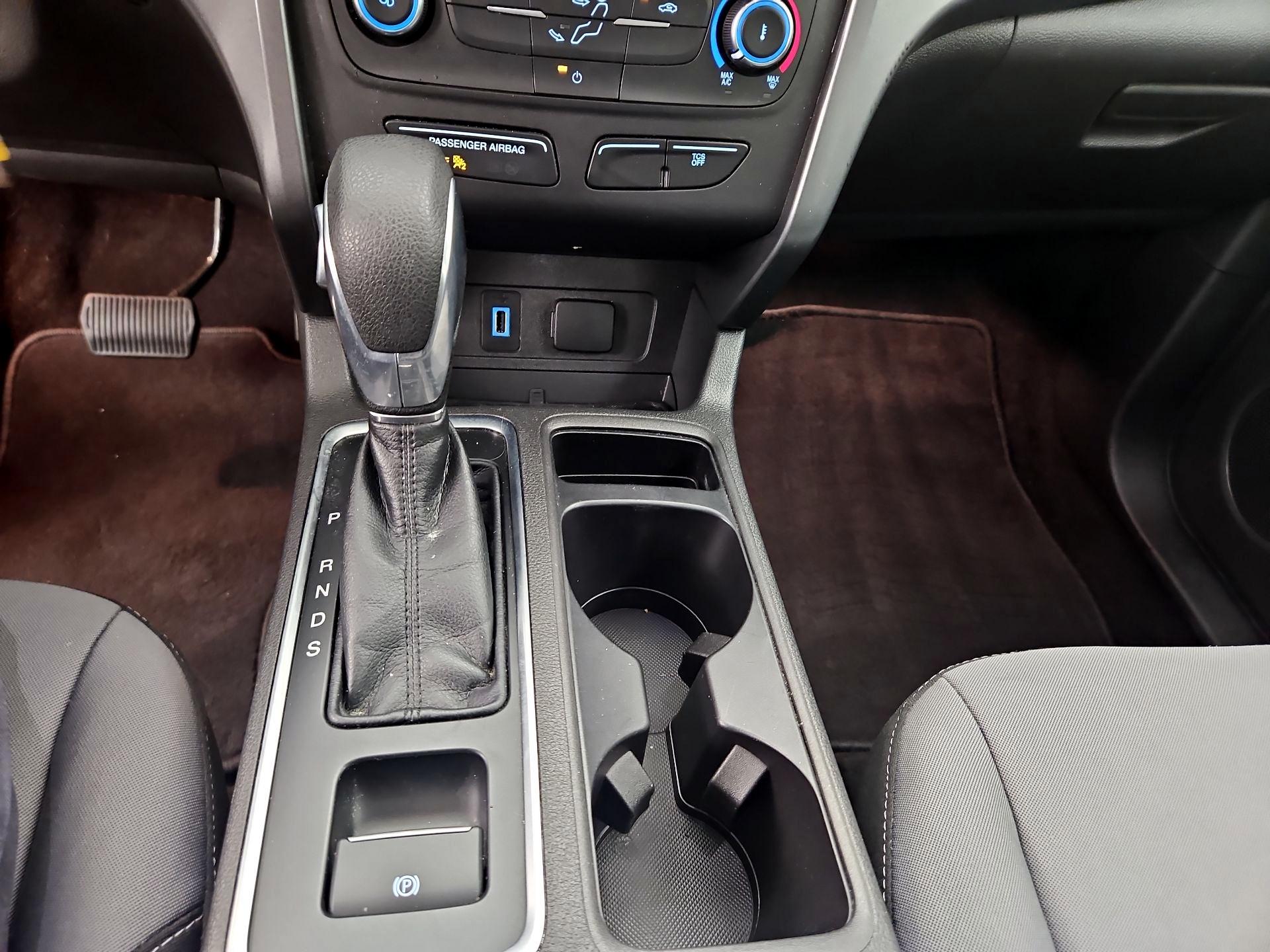 Thumbnail: 2019 Ford Escape - 17