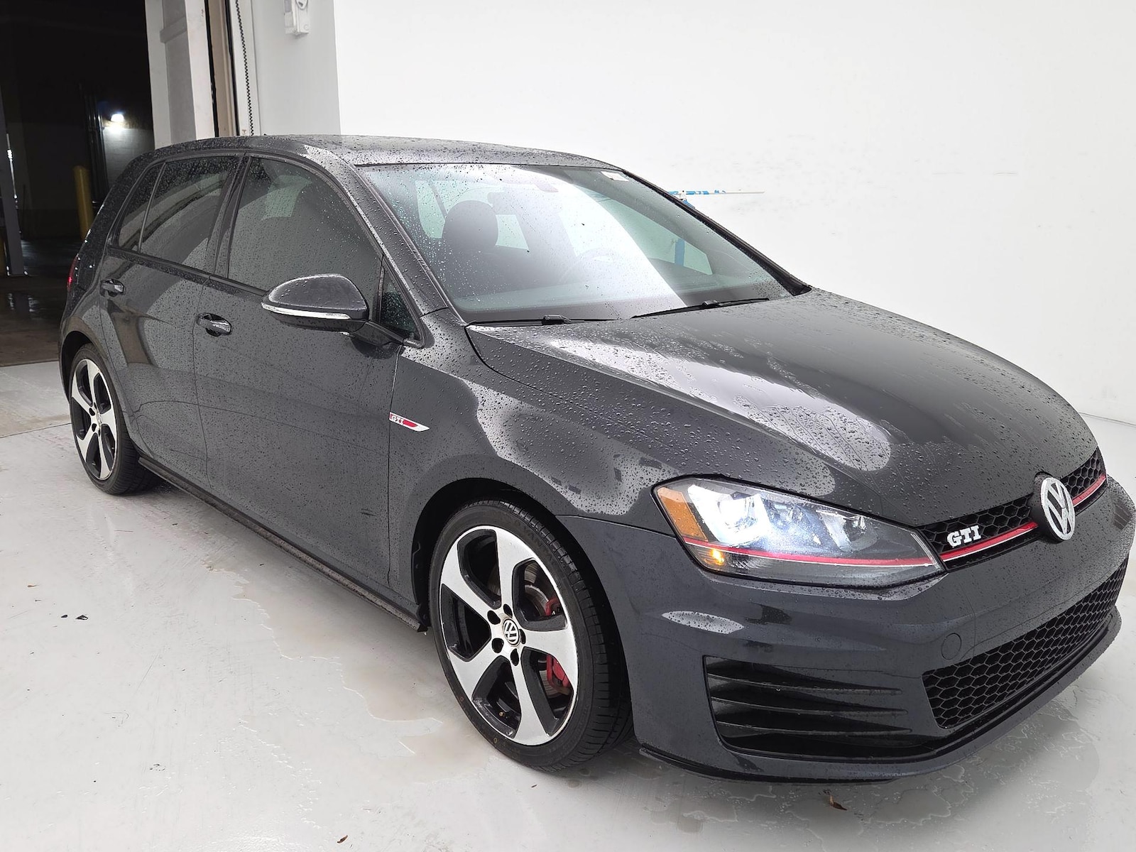 2017 Volkswagen Golf GTI SE