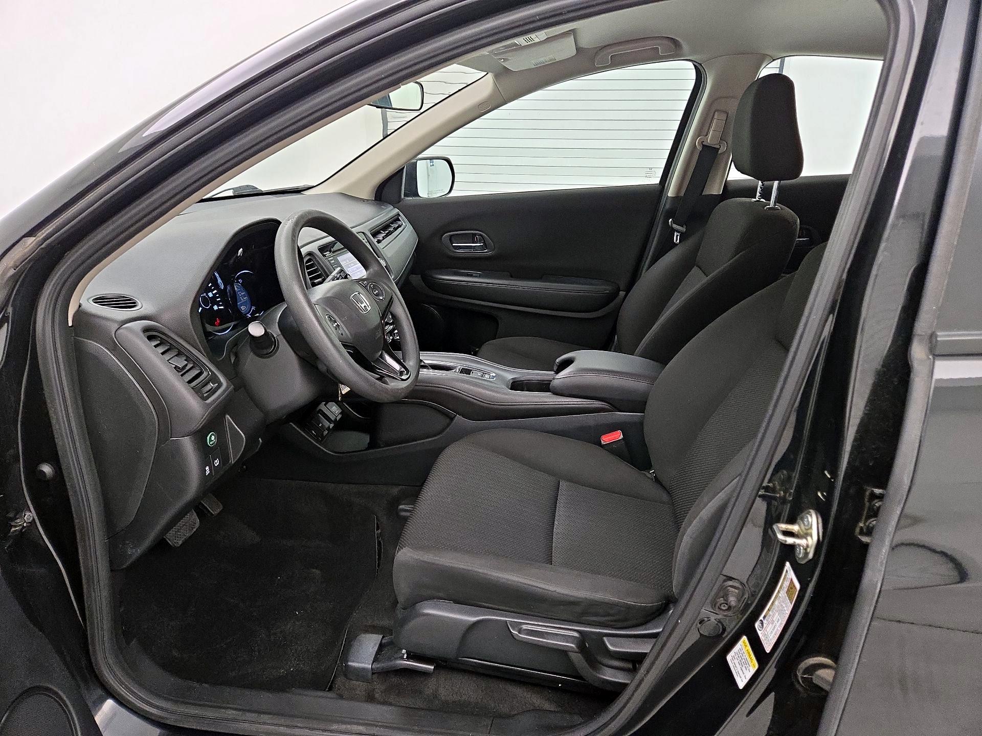 Thumbnail: 2016 Honda HR-V - 11