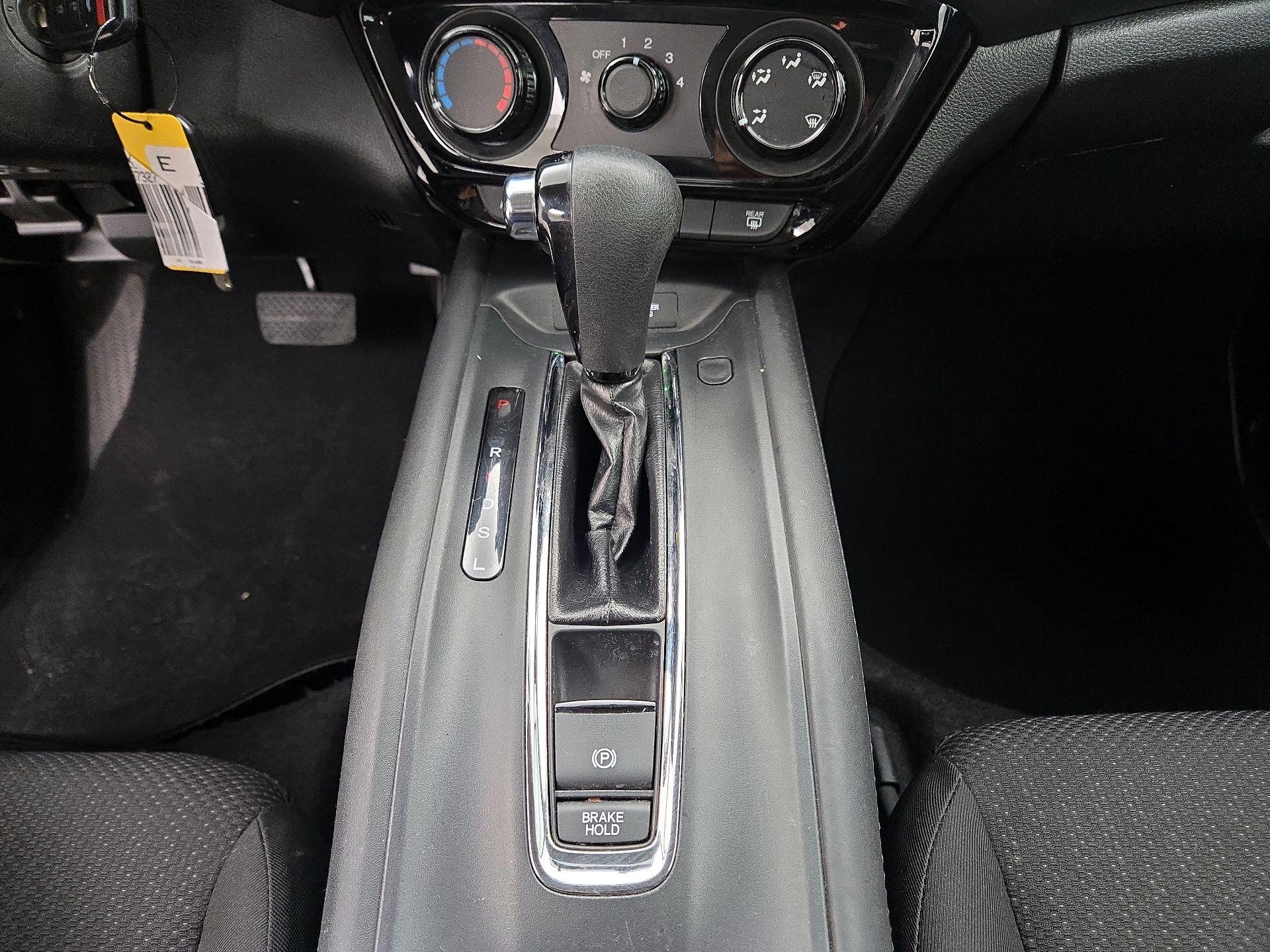 Thumbnail: 2016 Honda HR-V - 17