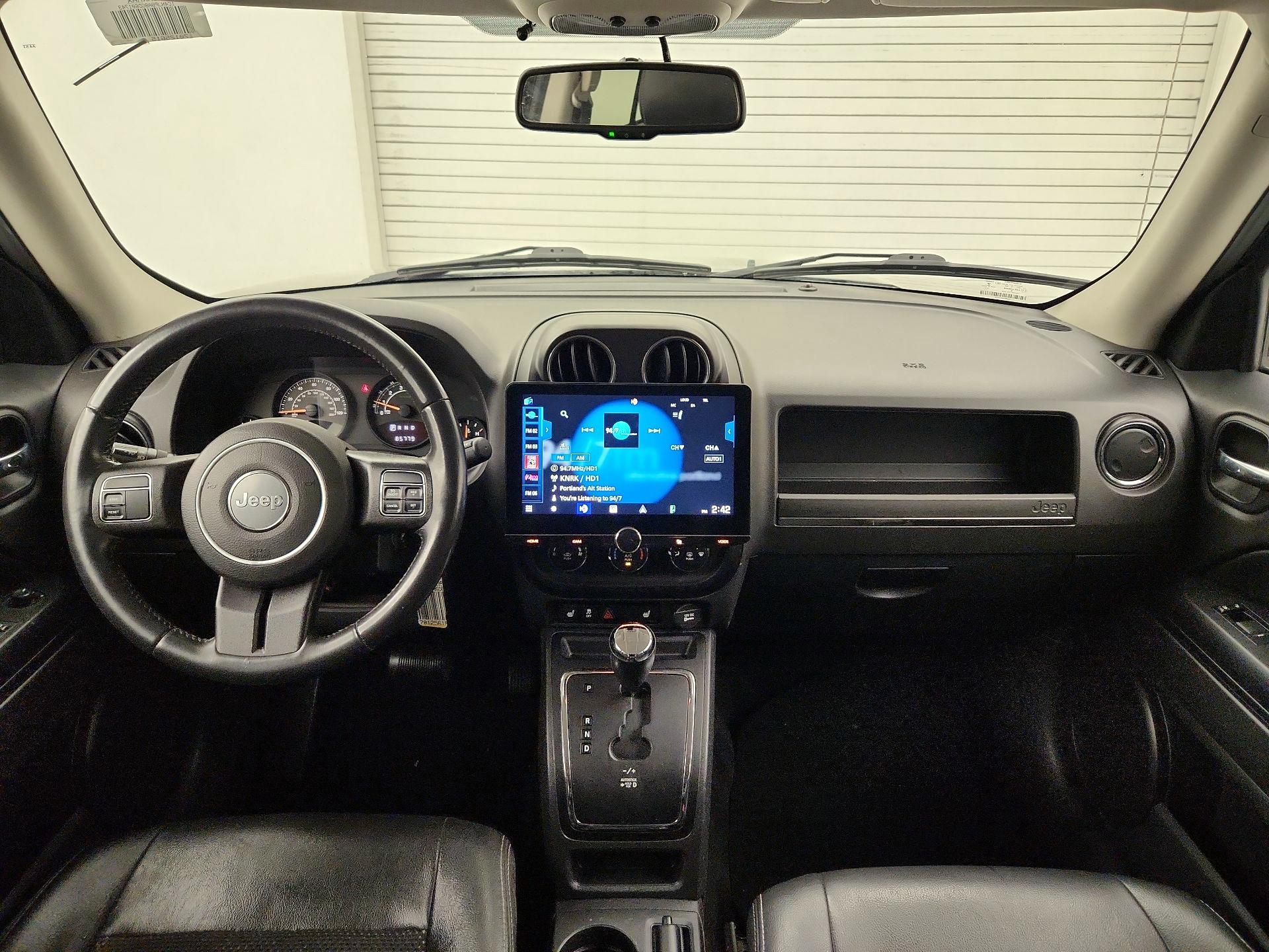 Thumbnail: 2016 Jeep Patriot - 9
