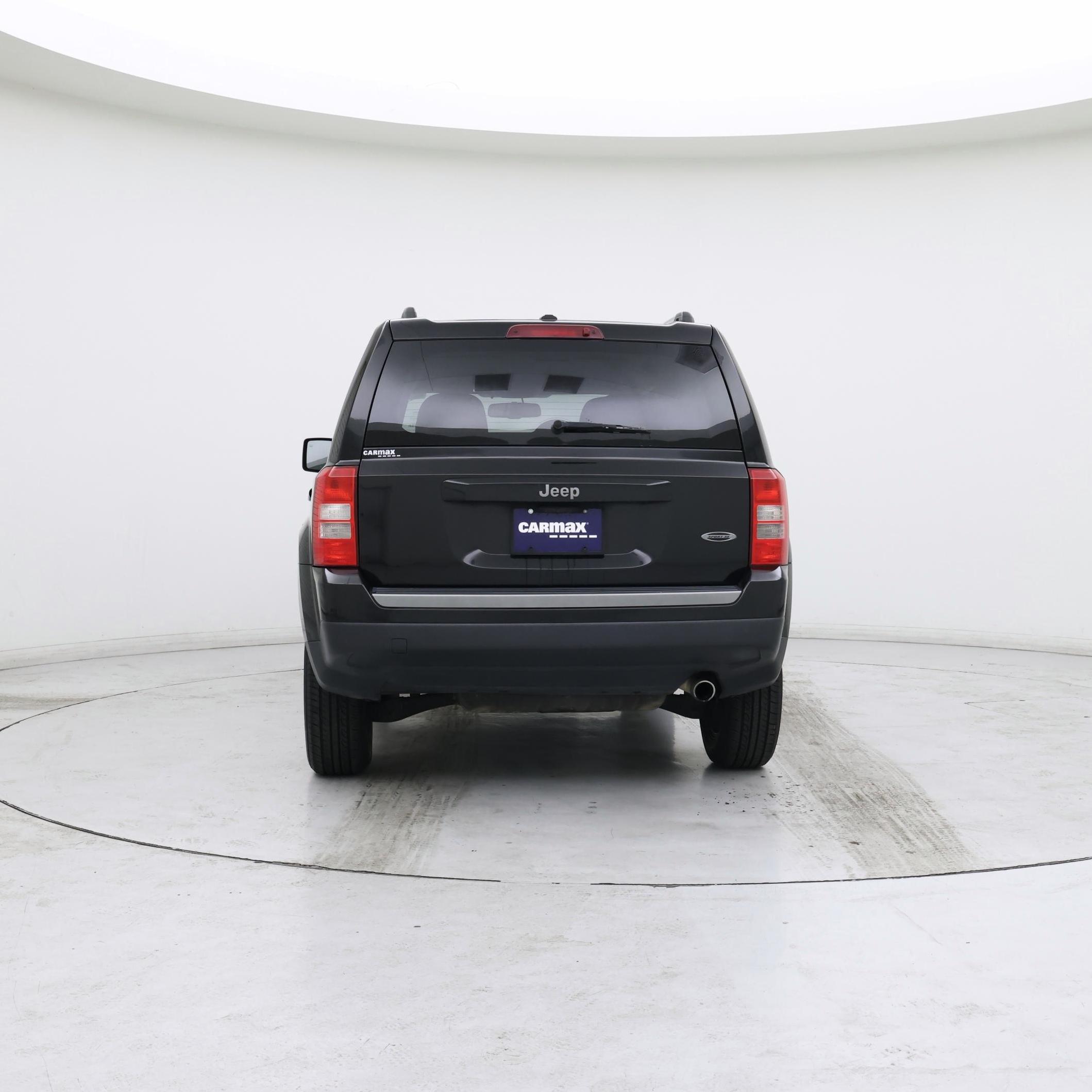 Thumbnail: 2016 Jeep Patriot - 6