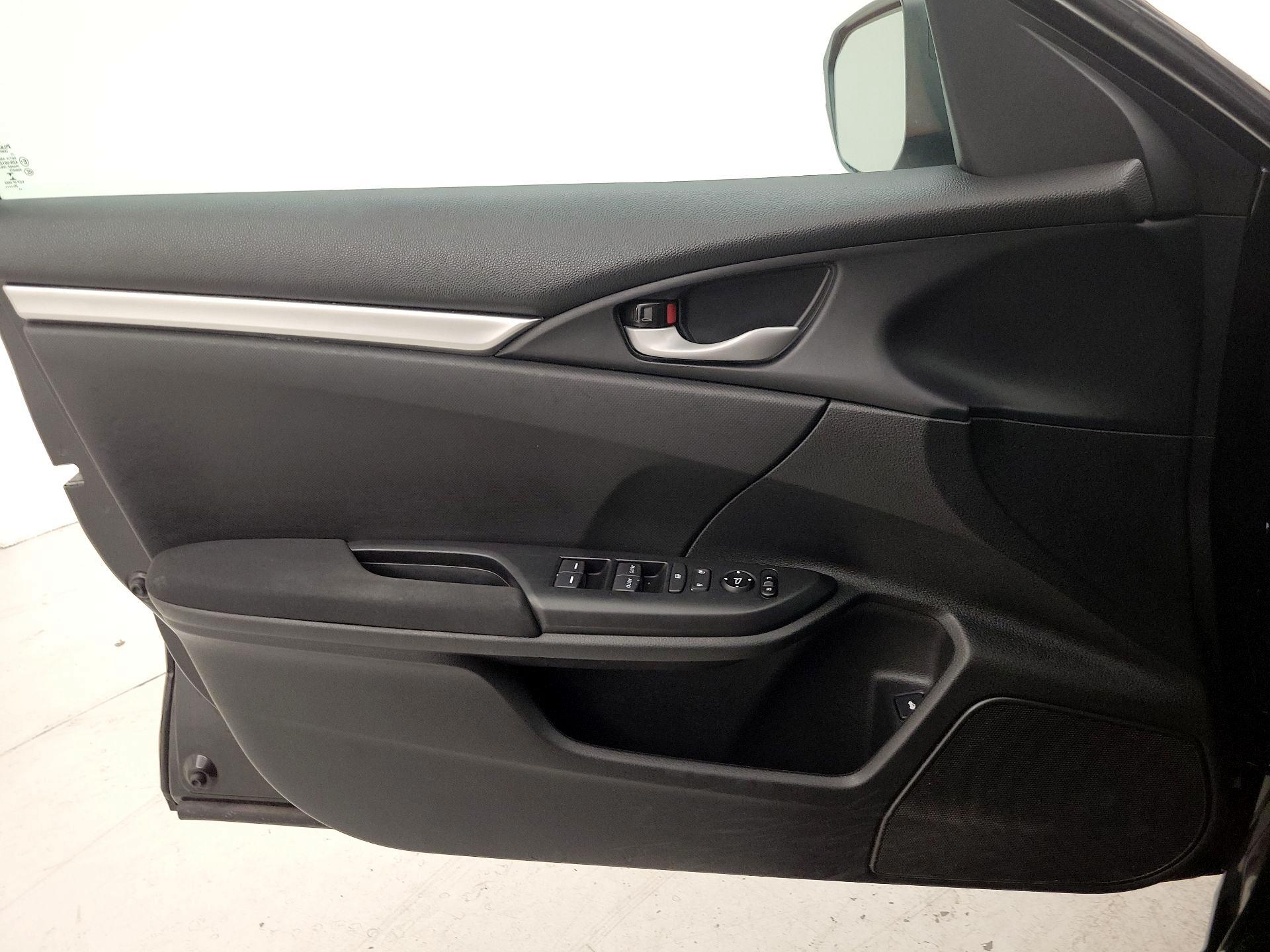 Thumbnail: 2020 Honda Civic - 12