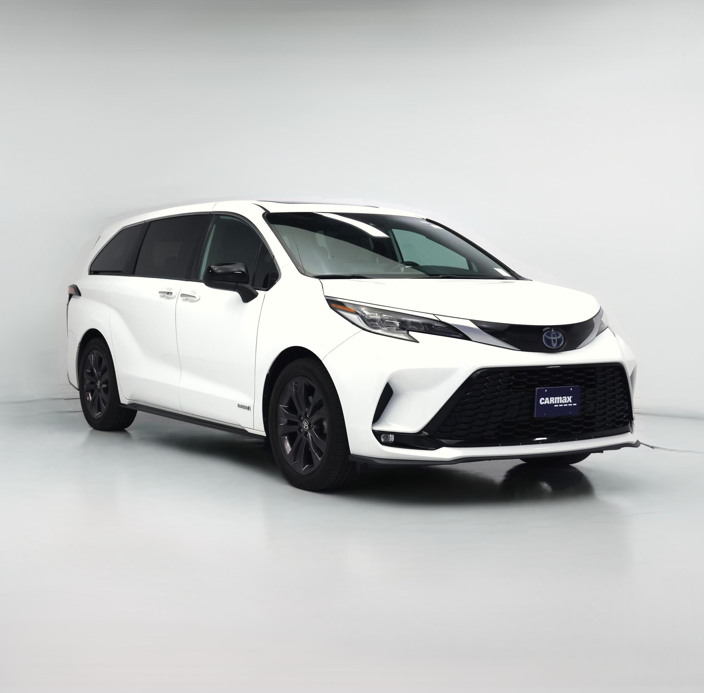 Thumbnail: 2021 Toyota Sienna - 1