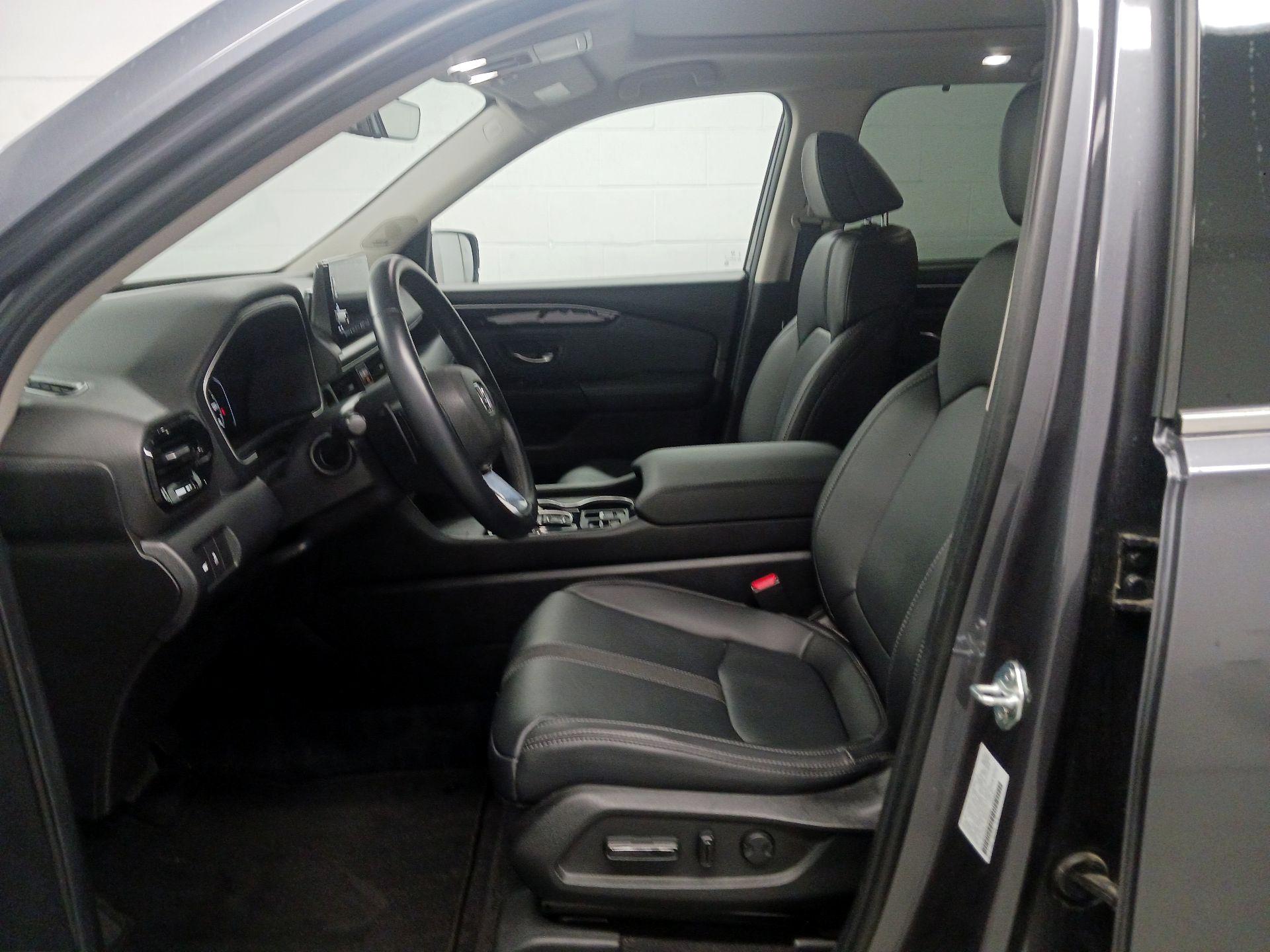 Thumbnail: 2023 Honda Pilot - 11