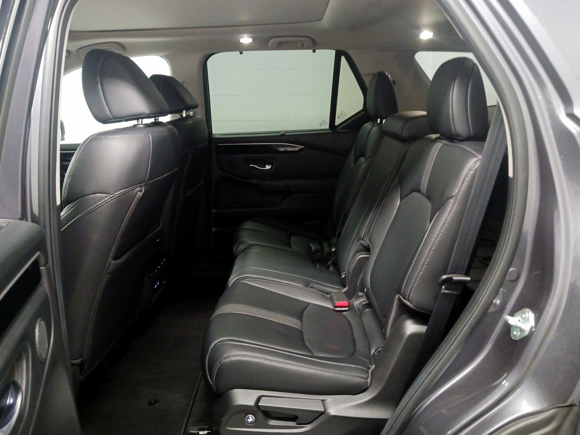 Thumbnail: 2023 Honda Pilot - 16