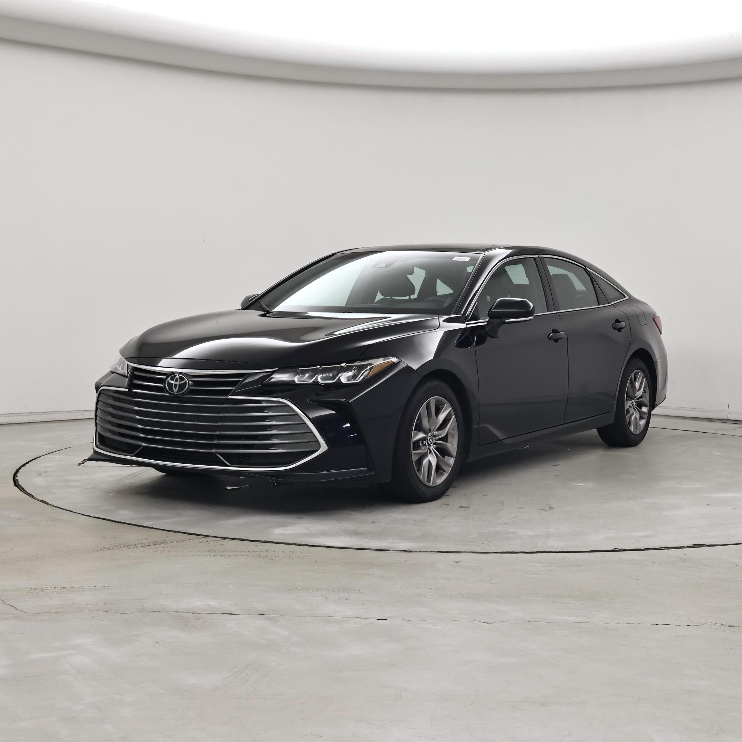 Thumbnail: 2019 Toyota Avalon - 4