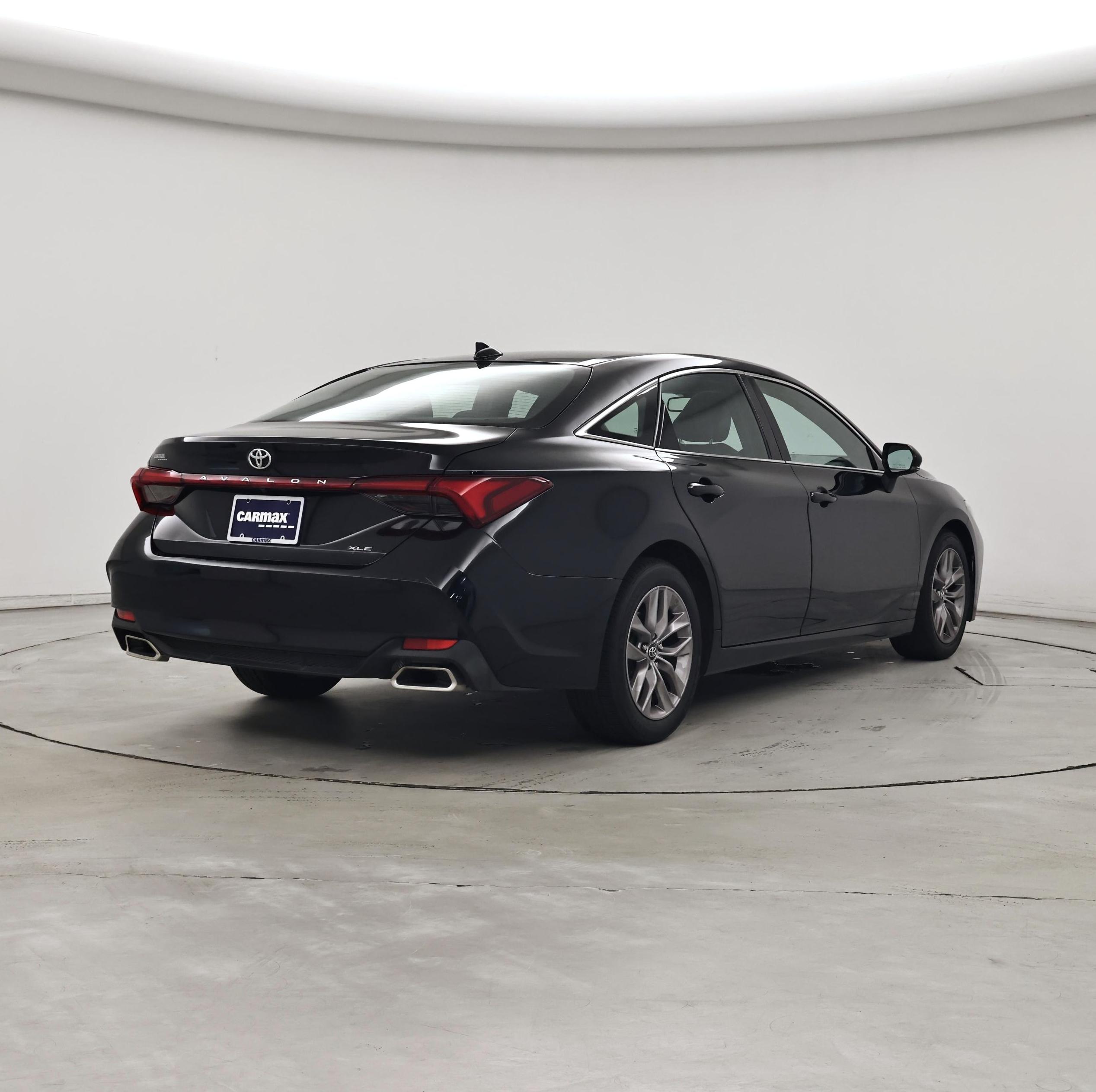 Thumbnail: 2019 Toyota Avalon - 8