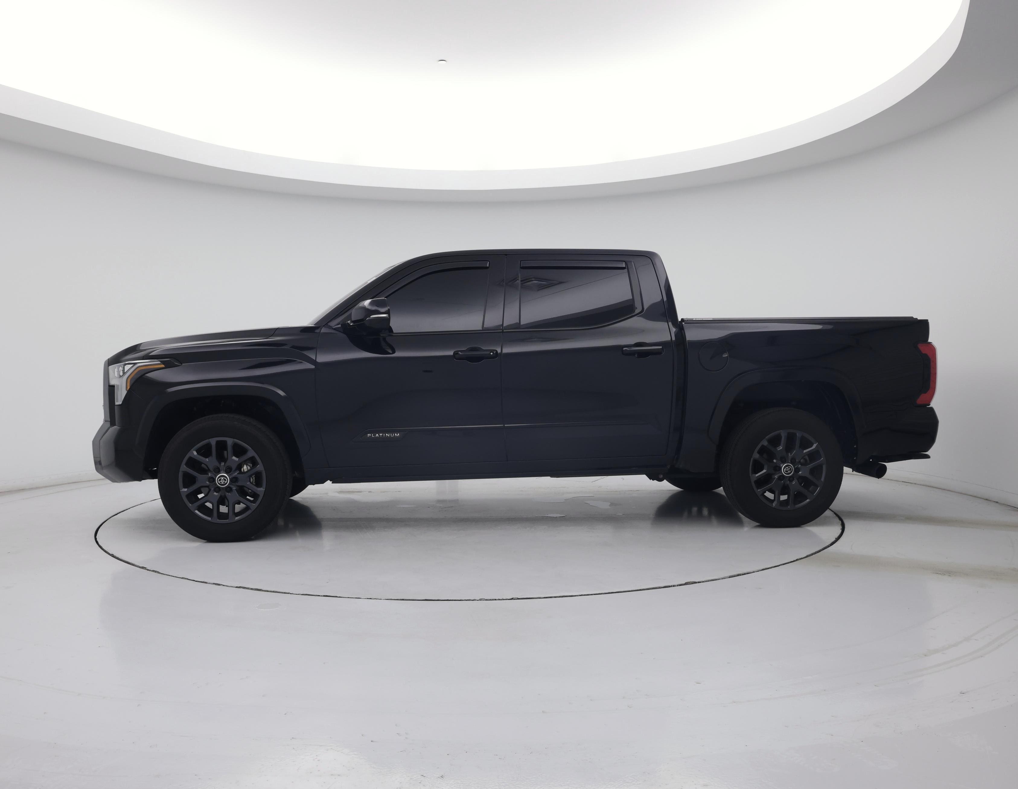 Thumbnail: 2024 Toyota Tundra - 3