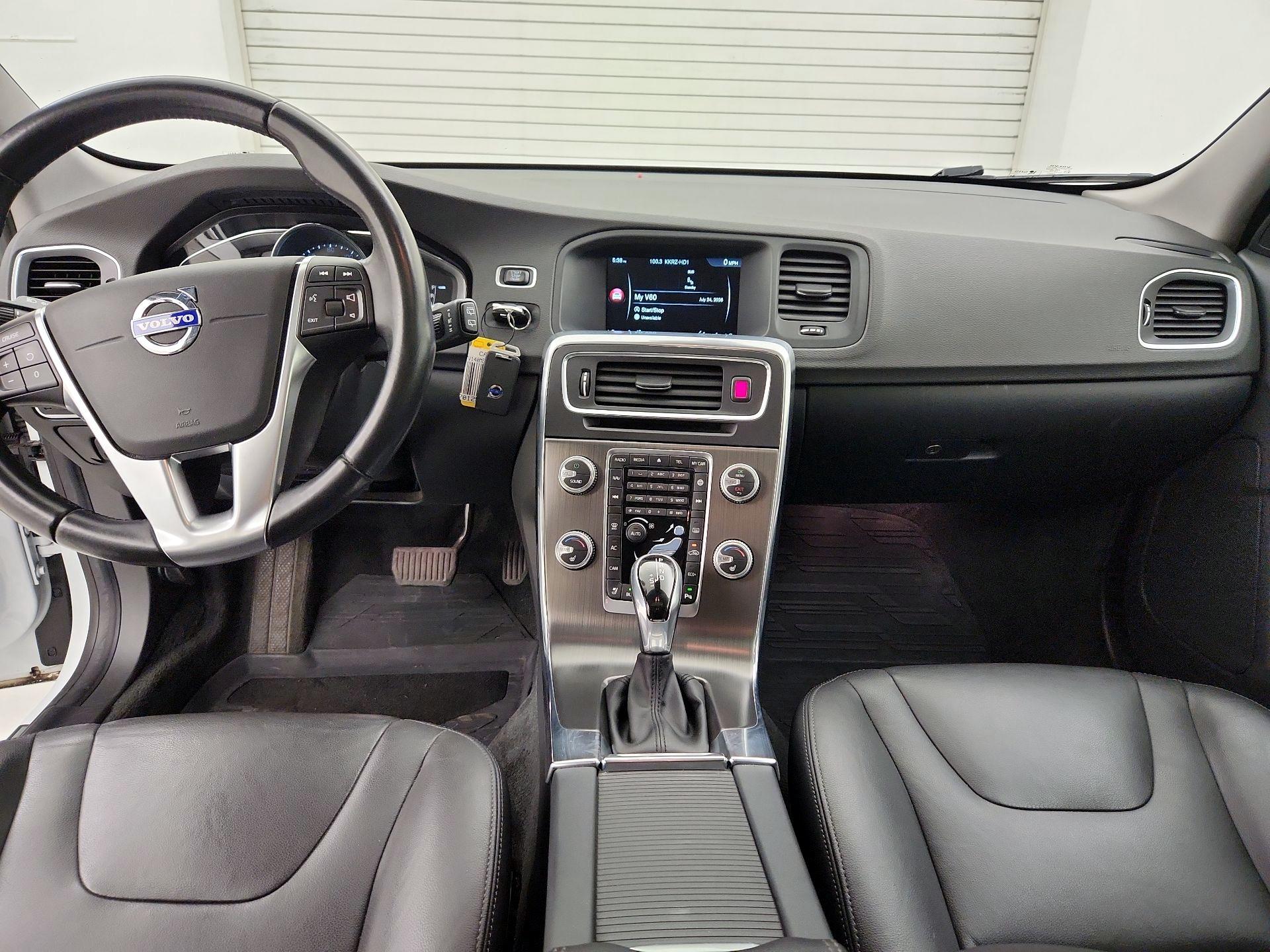 Thumbnail: 2015 Volvo V60 - 9
