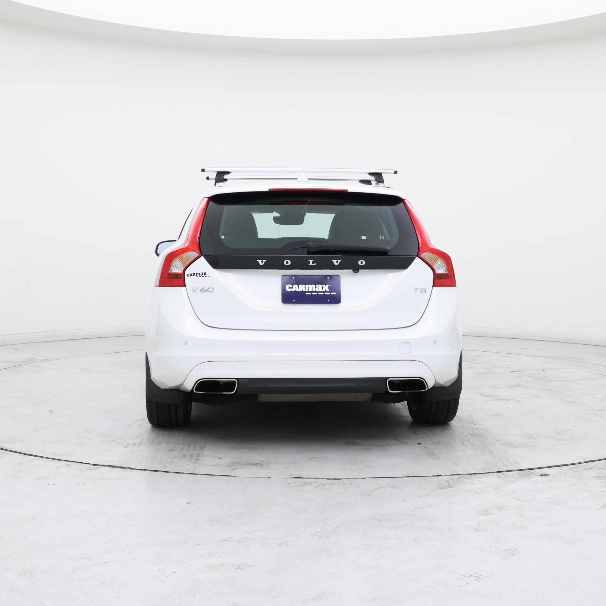 Thumbnail: 2015 Volvo V60 - 6