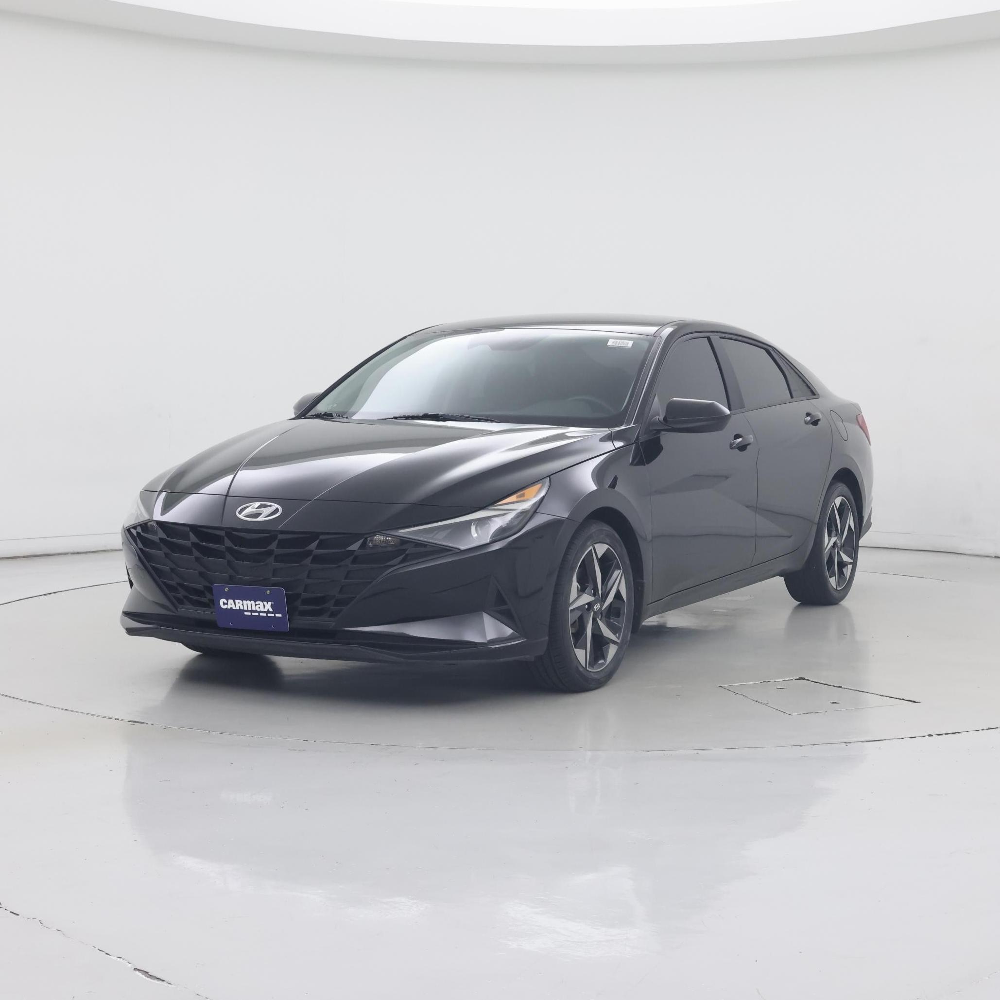 Thumbnail: 2023 Hyundai Elantra - 4
