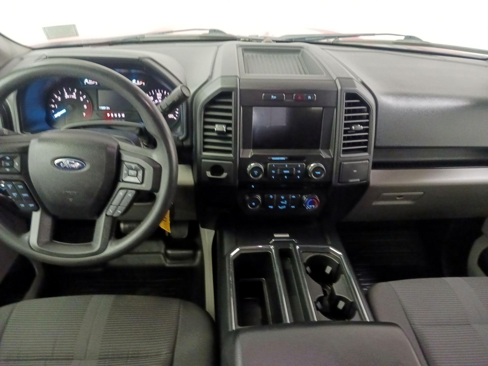 Thumbnail: 2018 Ford F-150 - 9