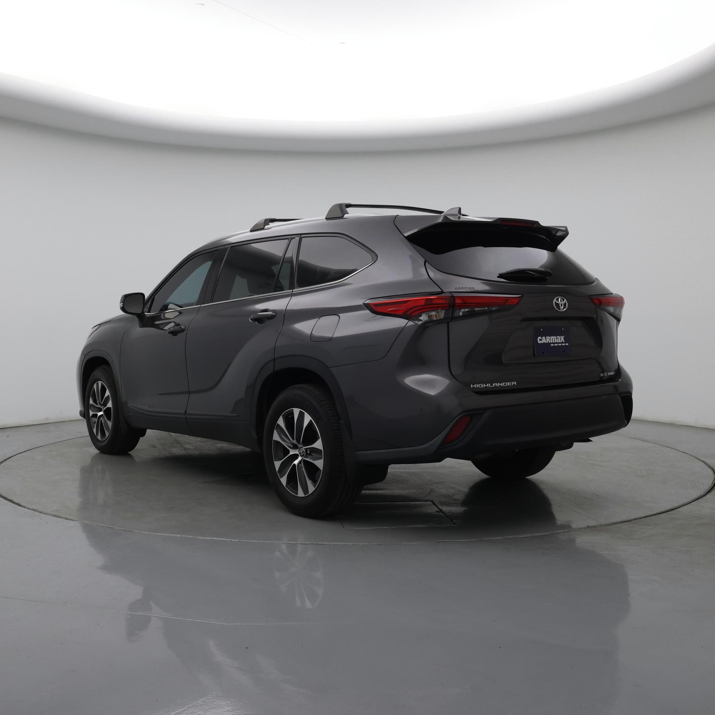 Thumbnail: 2022 Toyota Highlander - 2