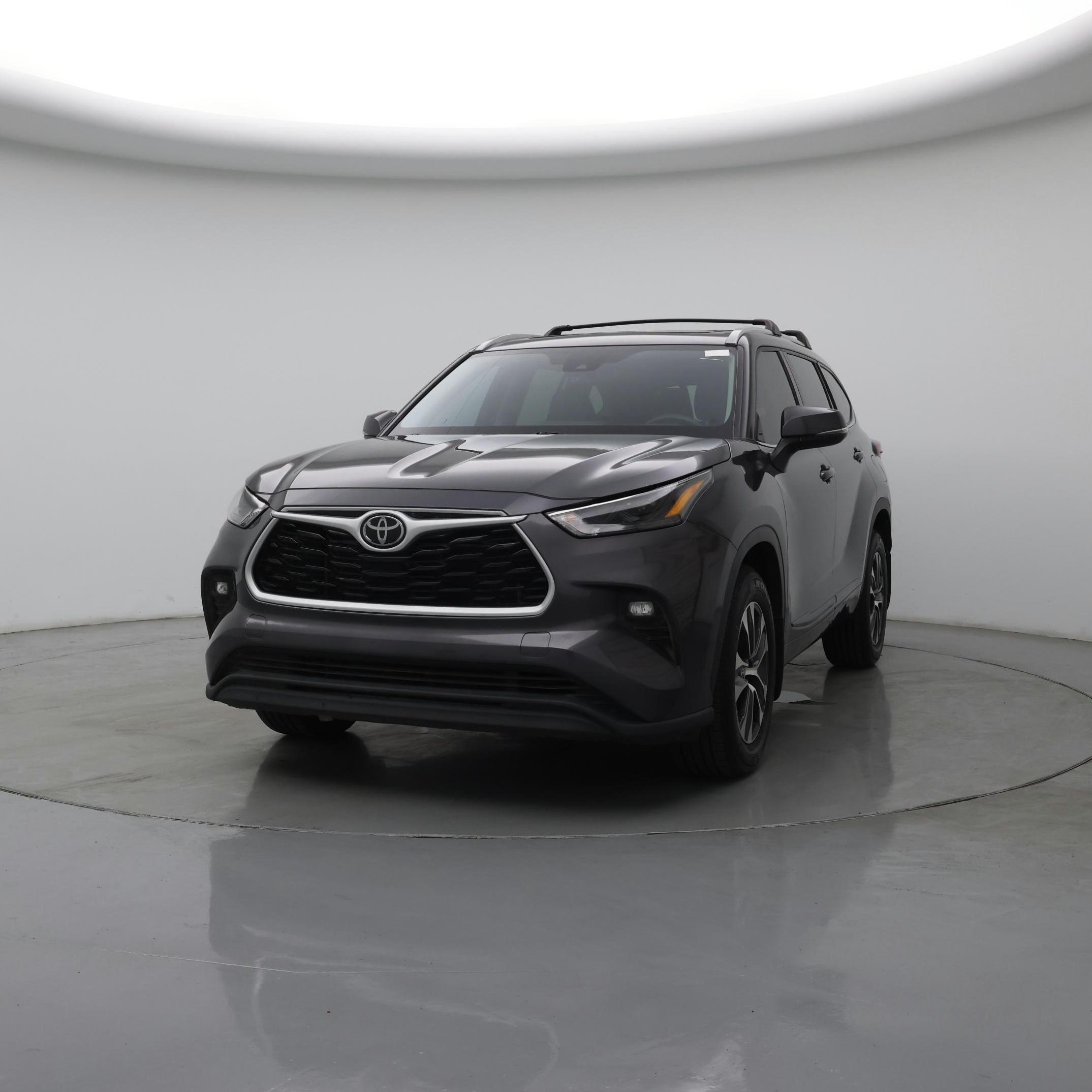 Thumbnail: 2022 Toyota Highlander - 4